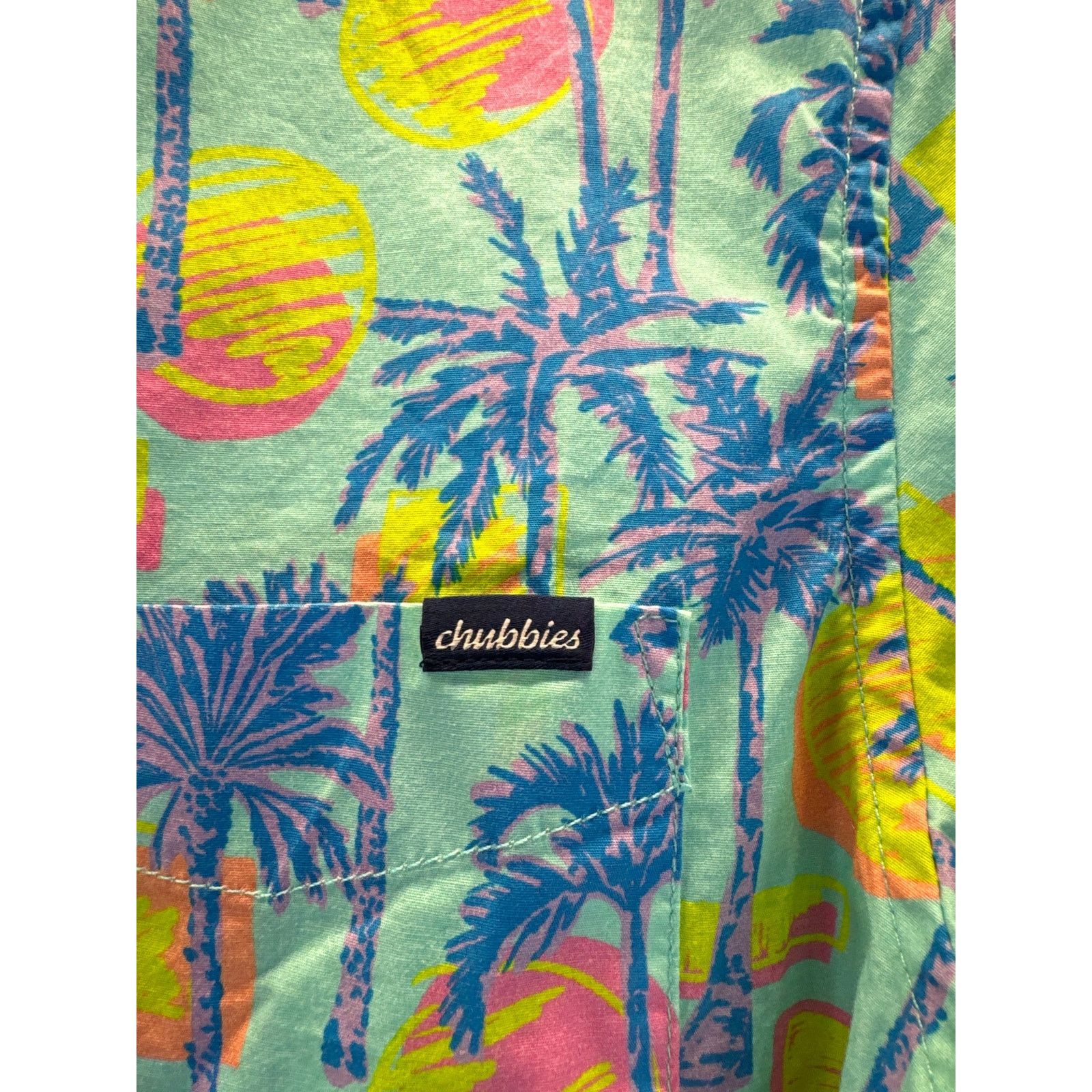 Chubbies Chubbies Friday Shirt Aqua Short sleeve Button-up men sz M Size US M / EU 48-50 / 2 - 3 Thumbnail