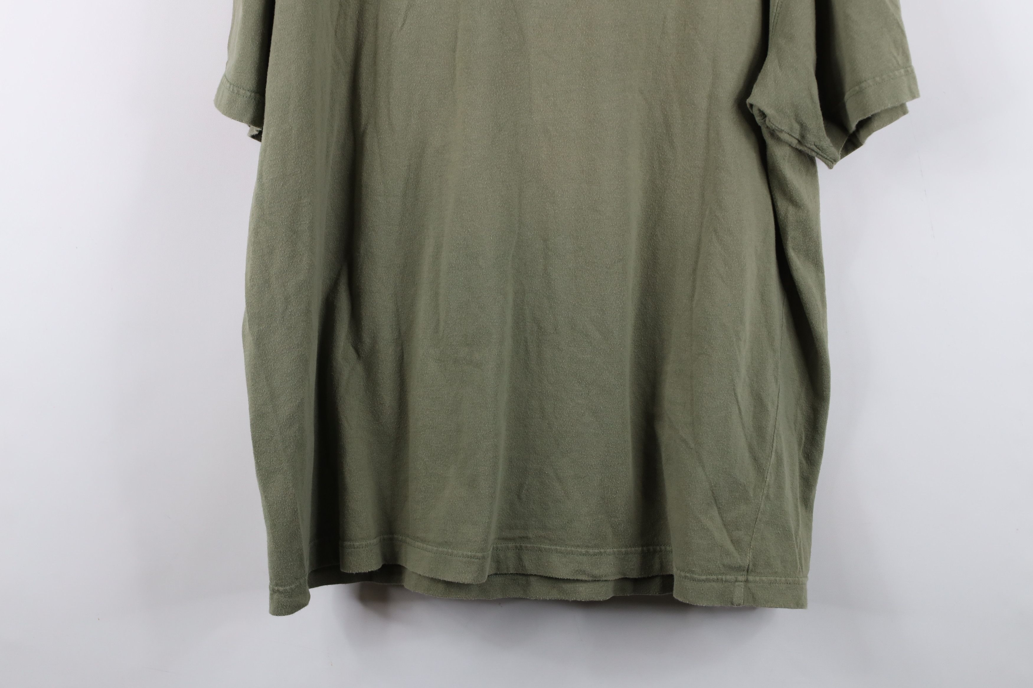 Eddie Bauer Vintage 90s Eddie Bauer Blank Cotton Pocket T-Shirt Green Size US XL / EU 56 / 4 - 13 Thumbnail