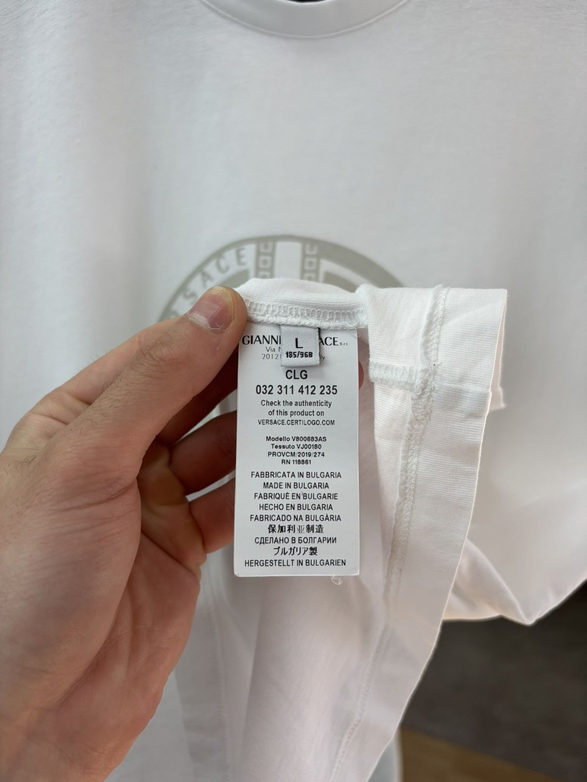 Versace Versace Medusa Logo T-Shirt White Minimal Luxury Vintage Tee Size US M / EU 48-50 / 2 - 12 Thumbnail
