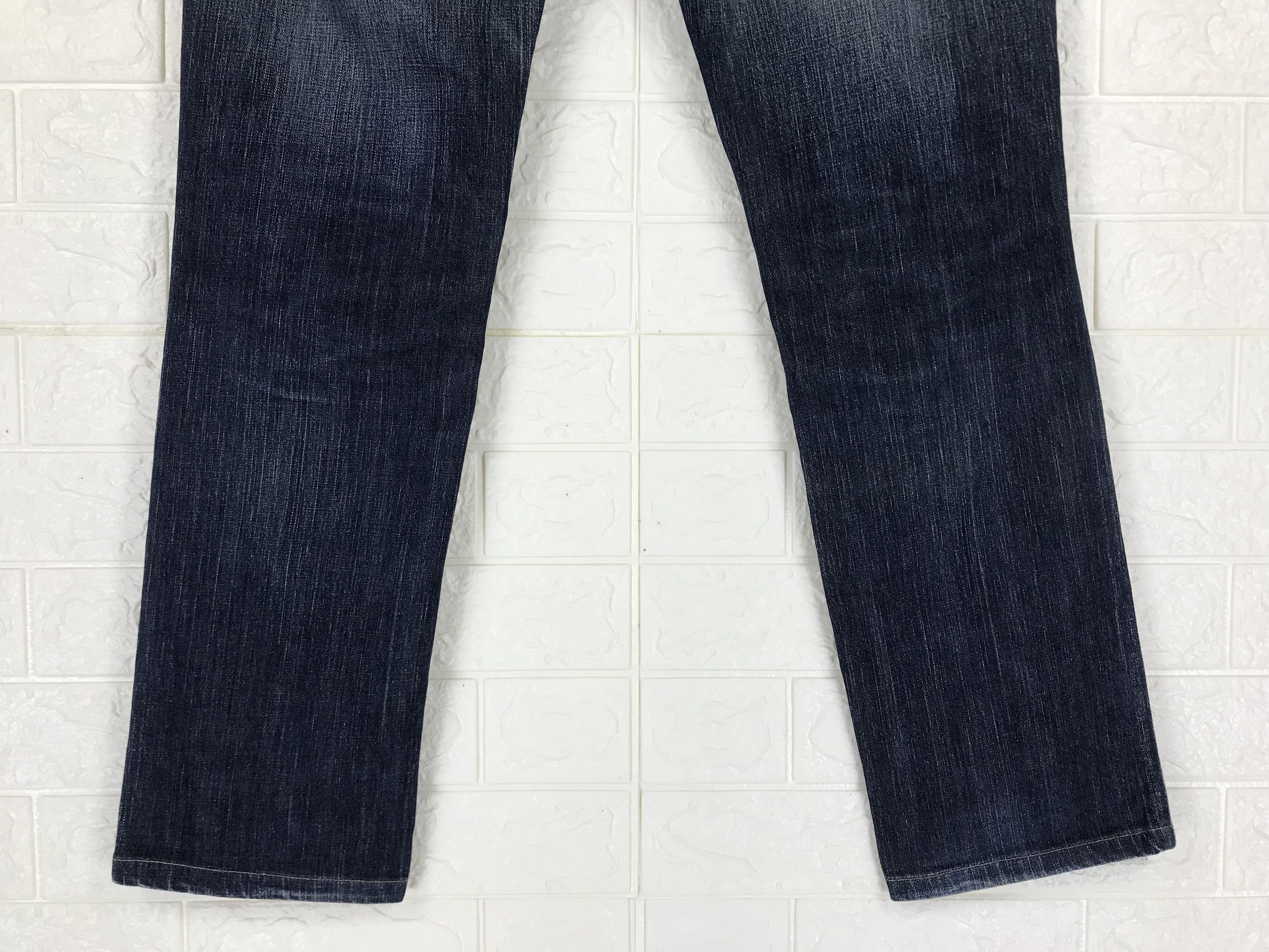 Levi's Vintage Levi's 511 Buckle Back Jeans Distressed Denim Size US 32 / EU 48 - 4 Thumbnail