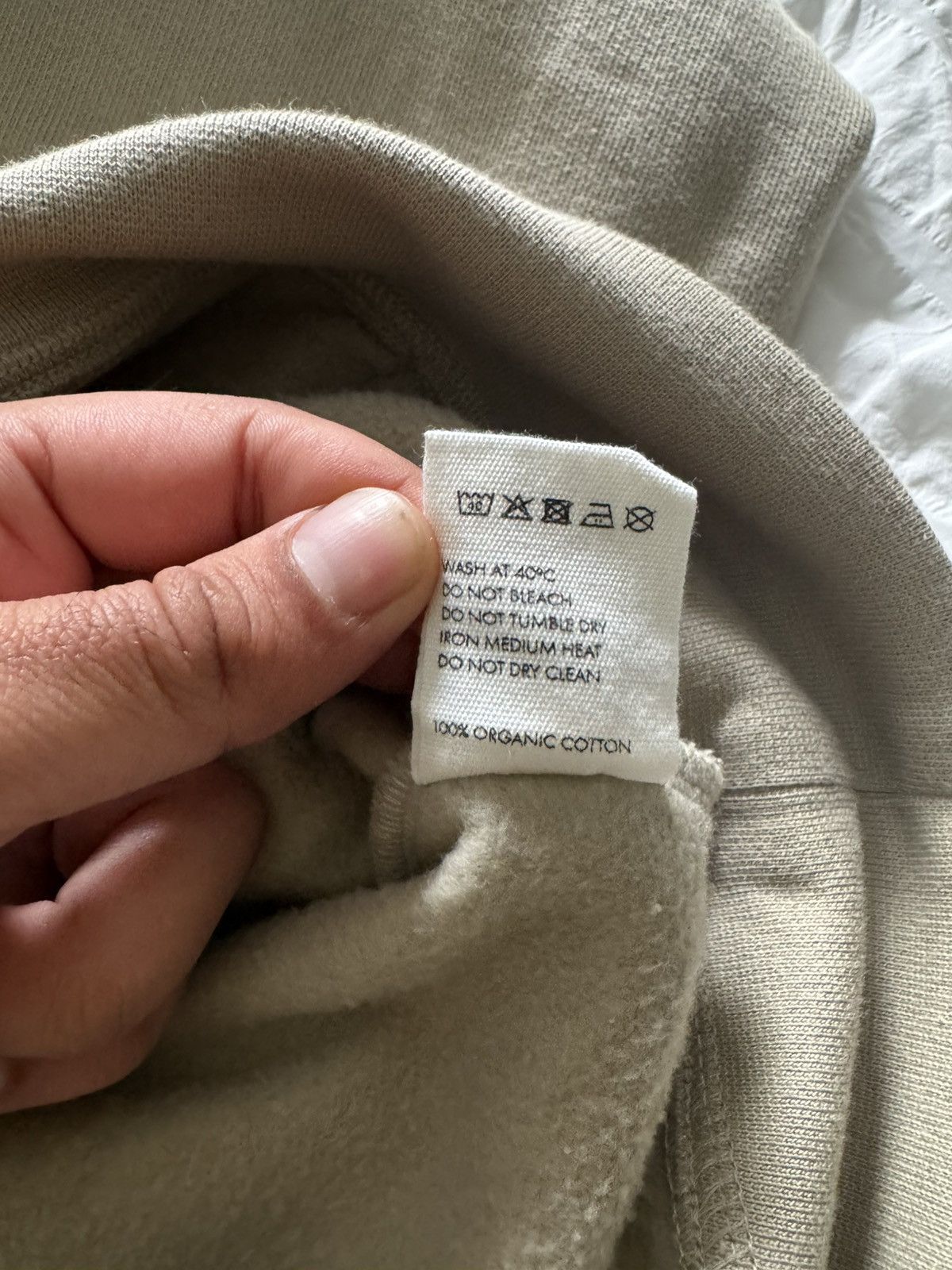 Jacquemus Jacquemus Hoodie Heavyweight Beige Metal Tips Size US L / EU 52-54 / 3 - 6 Thumbnail