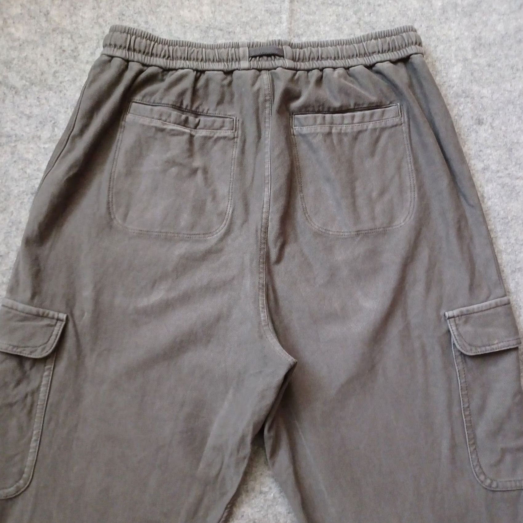 Athleta Athleta Farallon Cargo Crop Pants Womens 6 Olive Green Drawstring Pockets Cropped Activewear Size 28" / US 6 / IT 42 - 3 Thumbnail