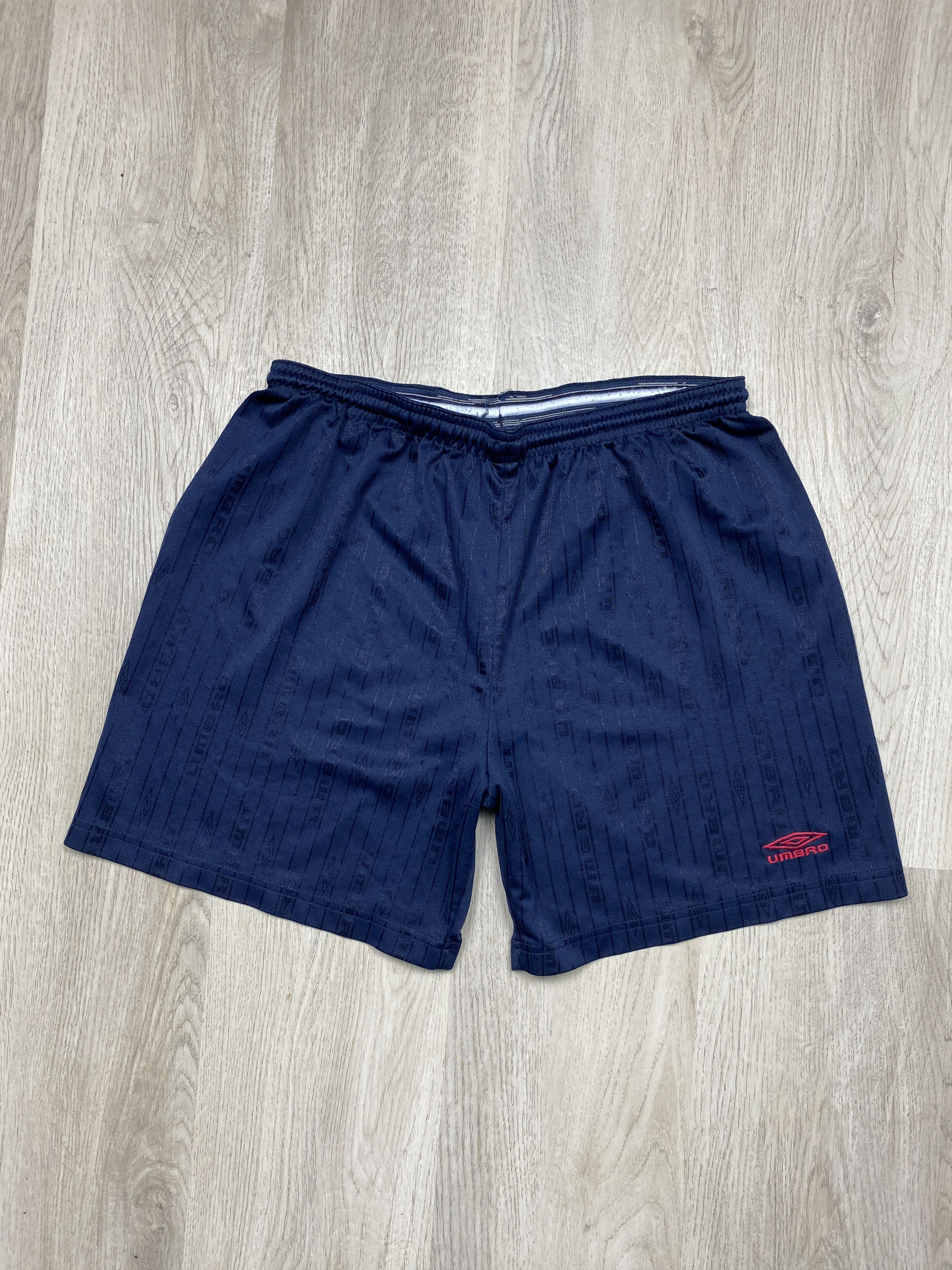 Umbro Umbro Vintage Mens Shorts Size US 34 / EU 50 - 1 Thumbnail