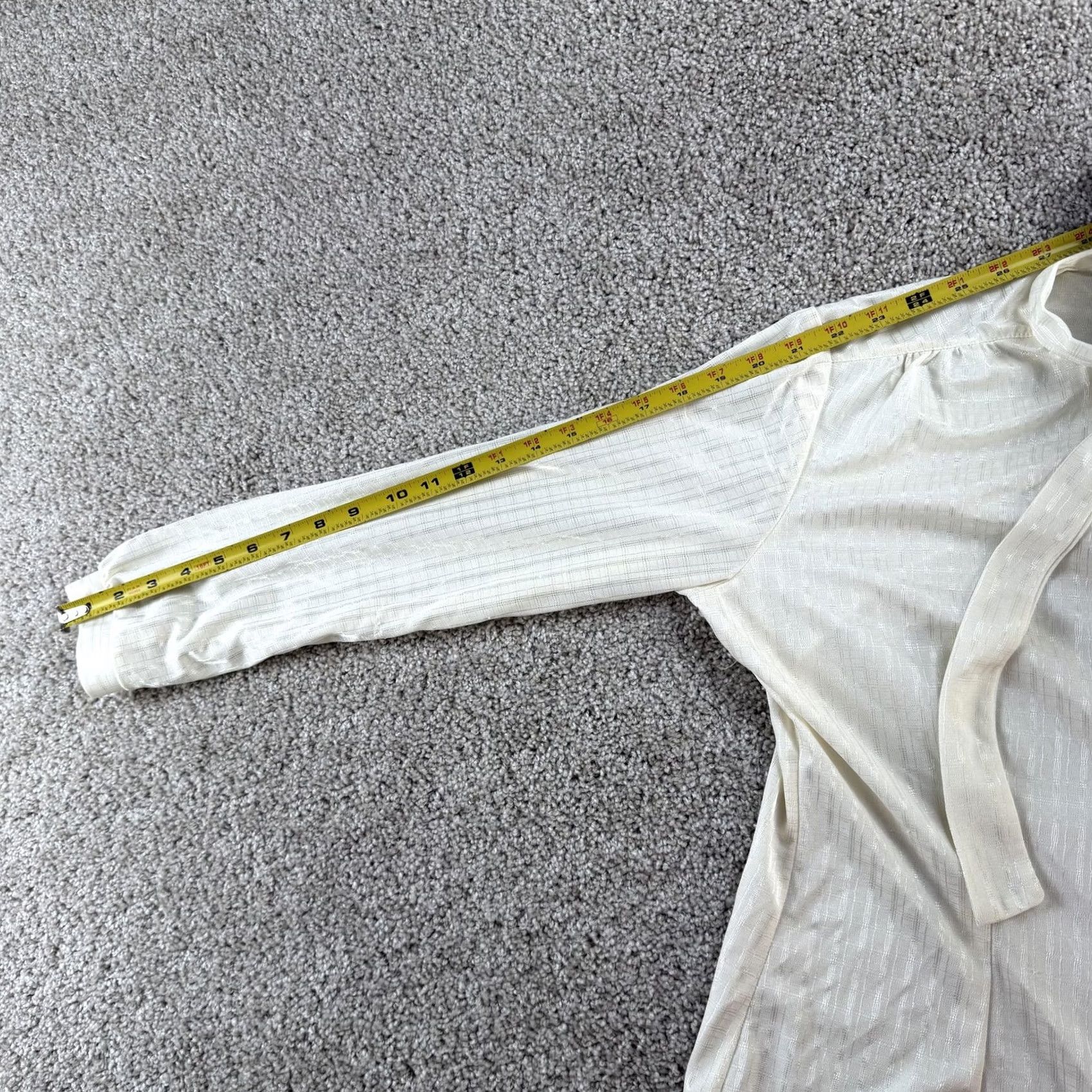 Vintage VINTAGE Laura Mae Blouse Womens 18 White Bow Tie Neck Sheer Long Sleeve USA Shirt Womens 18 White Bow Tie Neck Sheer Long Sleeve Blouse Size XXL / US 16-18 / IT 52-54 - 6 Thumbnail