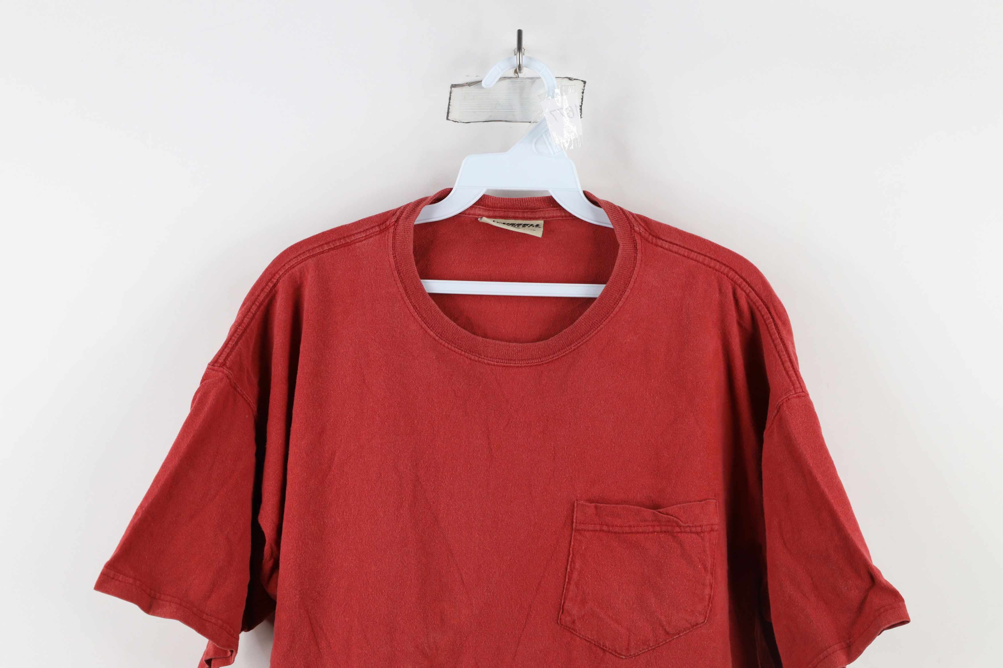 Russell Athletic × Vintage Vintage 90s Russell Athletic Blank Pocket T-Shirt Red Cotton Size US L / EU 52-54 / 3 - 2 Thumbnail