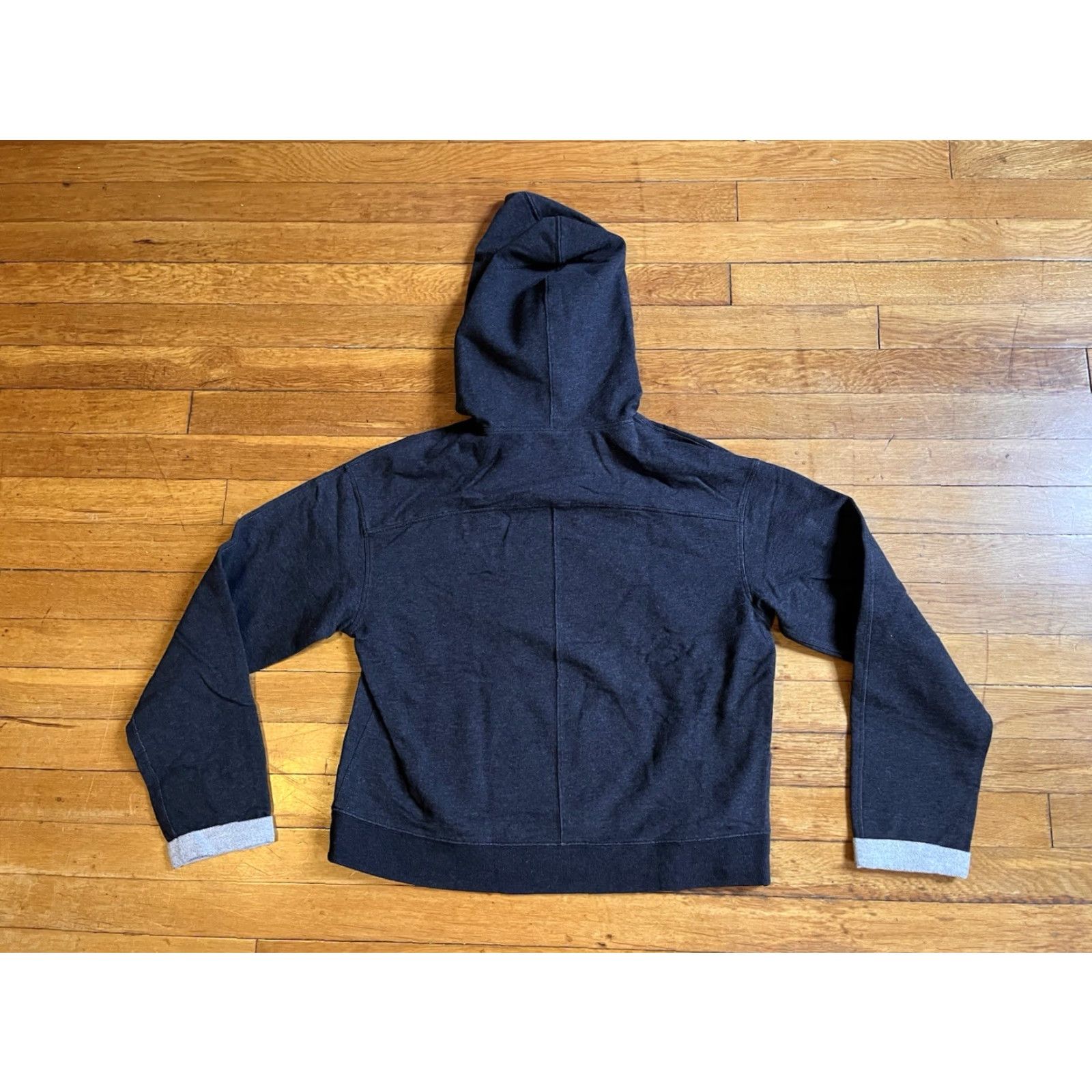 Vintage Kit and Ace Athleisure Hoodie Women’s 6 Grey Raglan Shirt Pullover Ladies 6 Grey Raglan Size M / US 6-8 / IT 42-44 - 5 Thumbnail