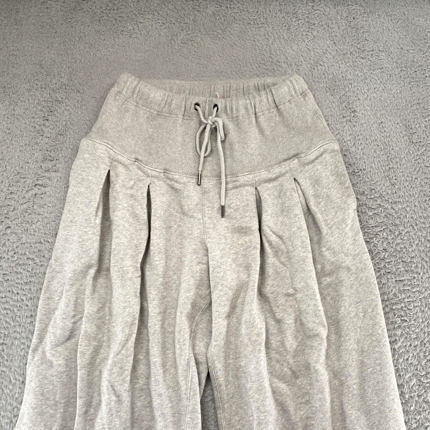 Free People FP Movement Siren Sweatpants Womens M Gray Wide-Leg Pleated Size 32" / US 10 / IT 46 - 3 Thumbnail