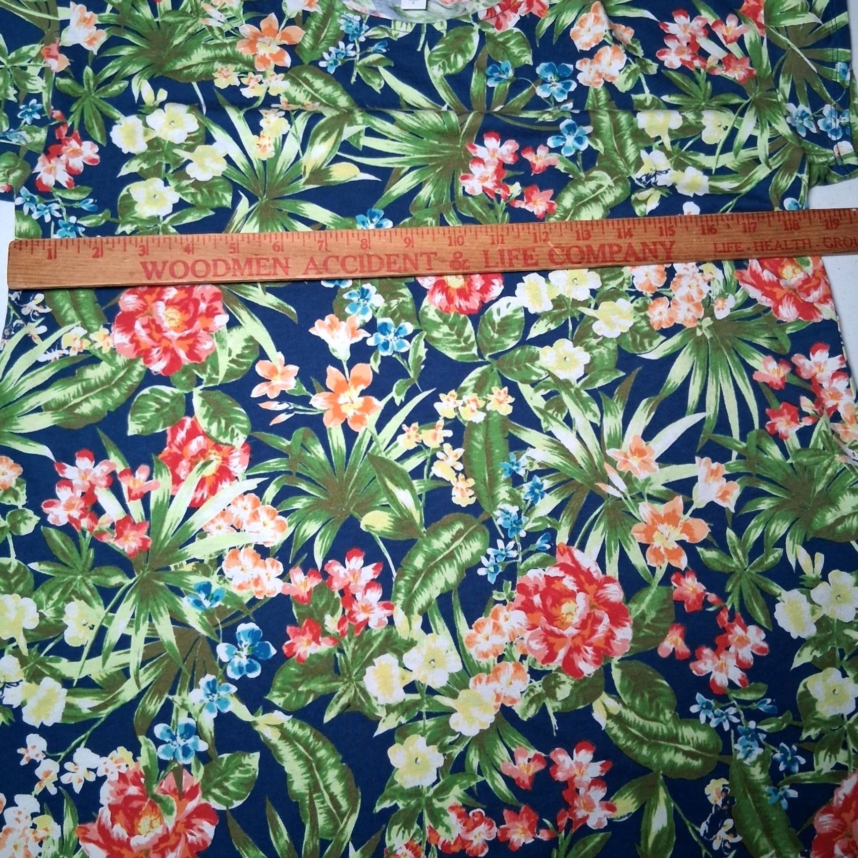 J. Jill VINTAGE J. Jill Shirt Women S Pink Floral Short Sleeve Lightweight Knit Garden Size S / US 4 / IT 40 - 3 Thumbnail