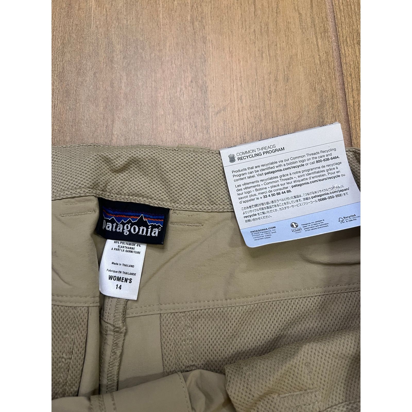 Patagonia NWT Patagonia Women Rock Guide Pants Sz 14 hiking outdoors Size 36" / US 14 / IT 50 - 3 Thumbnail