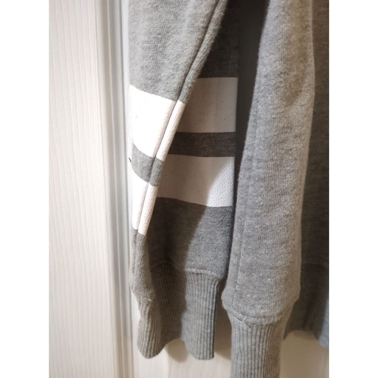 Disney Disney Sweatshirt Mickey Mouse And Friends Print Heather Gray Size M Womens Pullover Sweatshirt Activewear Gray M Size M / US 6-8 / IT 42-44 - 4 Thumbnail