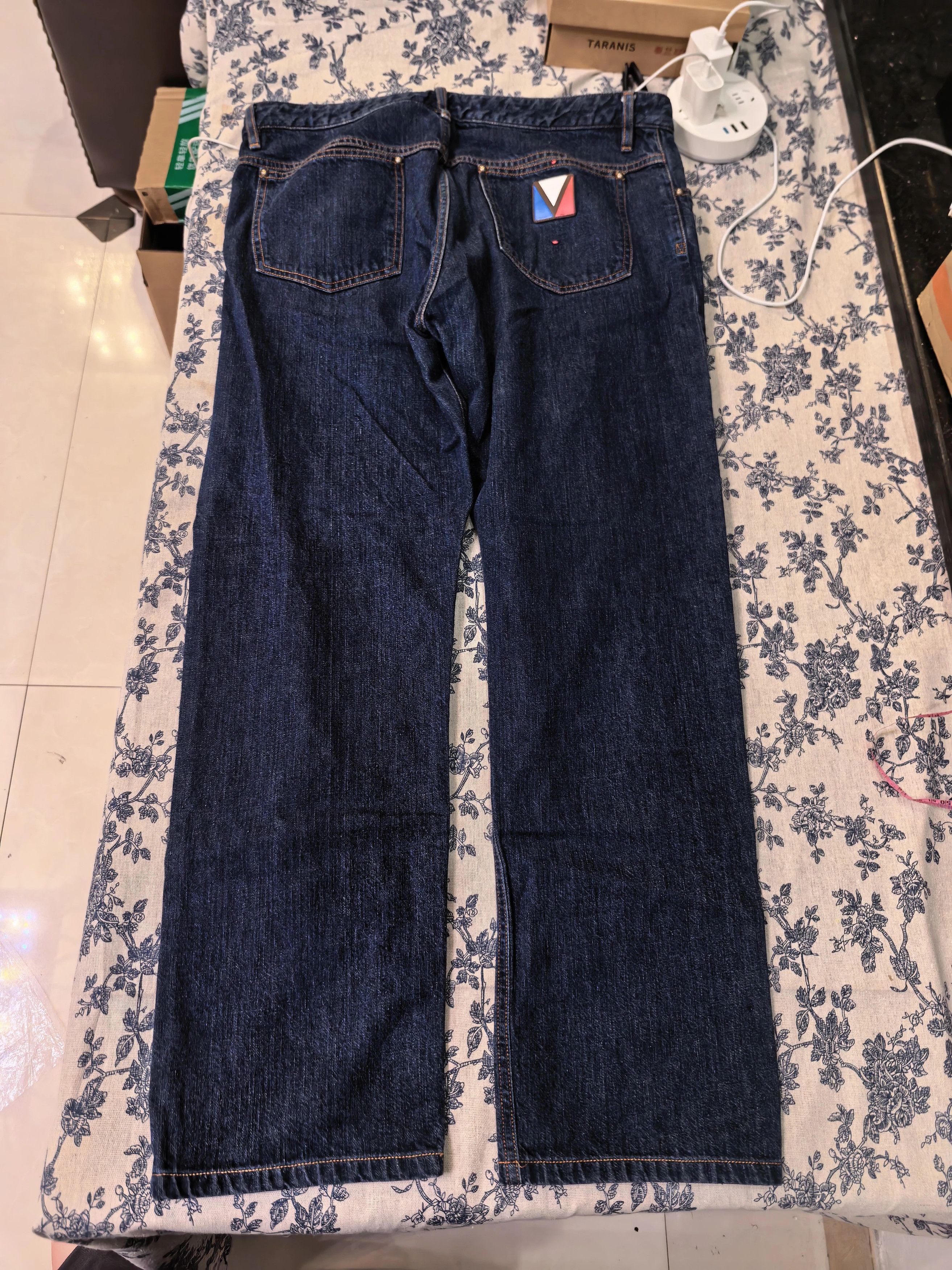 Louis Vuitton Louis Vuitton Men's Jeans FR44 Size US 34 / EU 50 - 8 Thumbnail