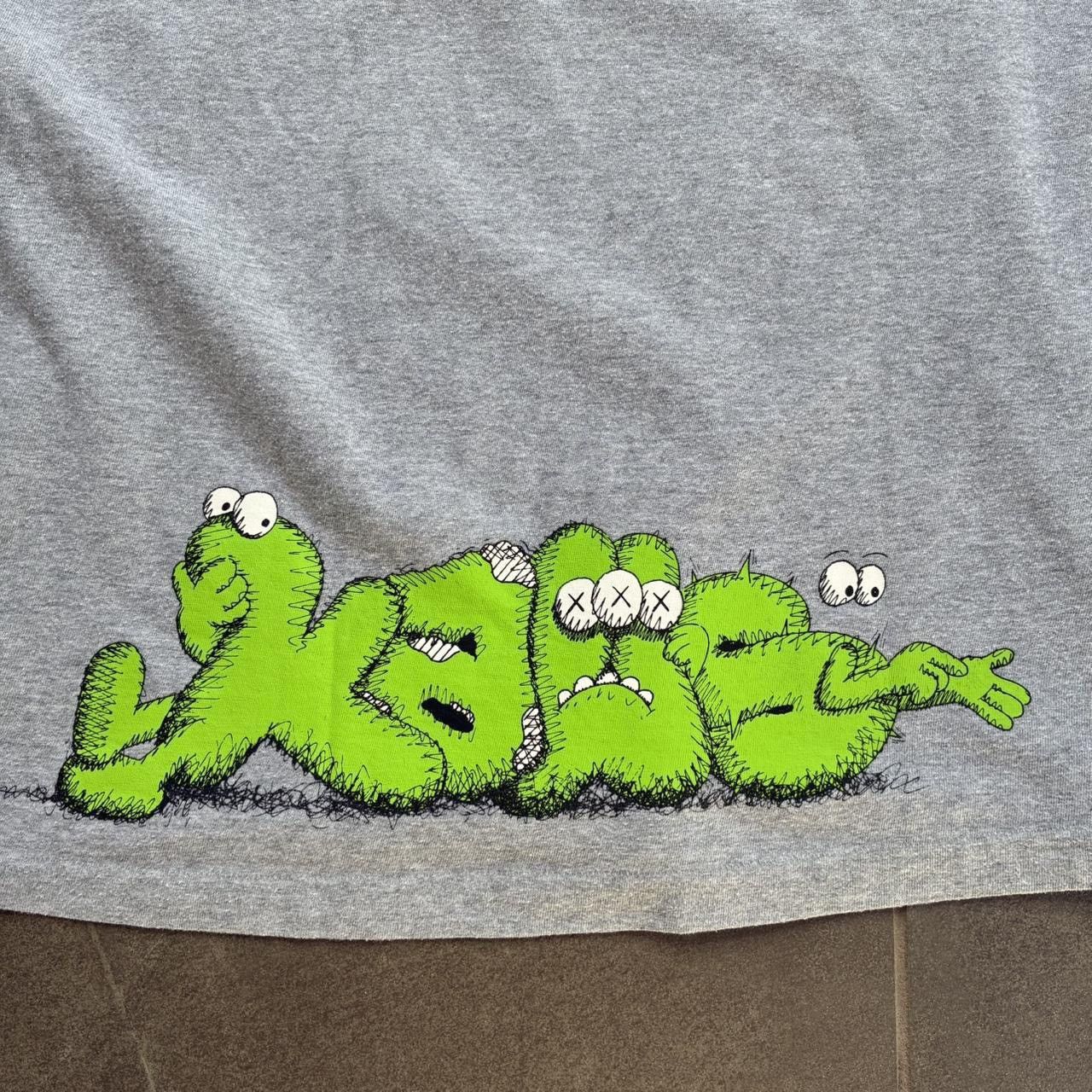 Kaws × Uniqlo Kaws Uniqlo grey t-shirt Size US L / EU 52-54 / 3 - 4 Thumbnail