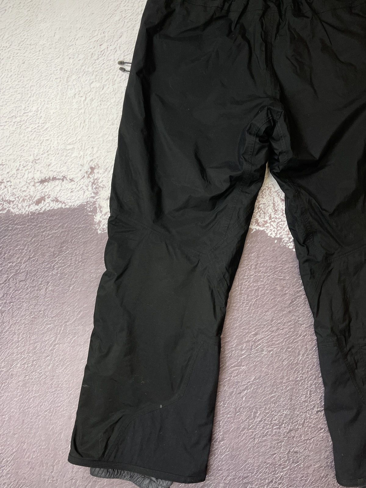 Nike ACG Nike ACG vintage y2k black outdoor snow pants ski Size US 38 / EU 54 - 15 Thumbnail