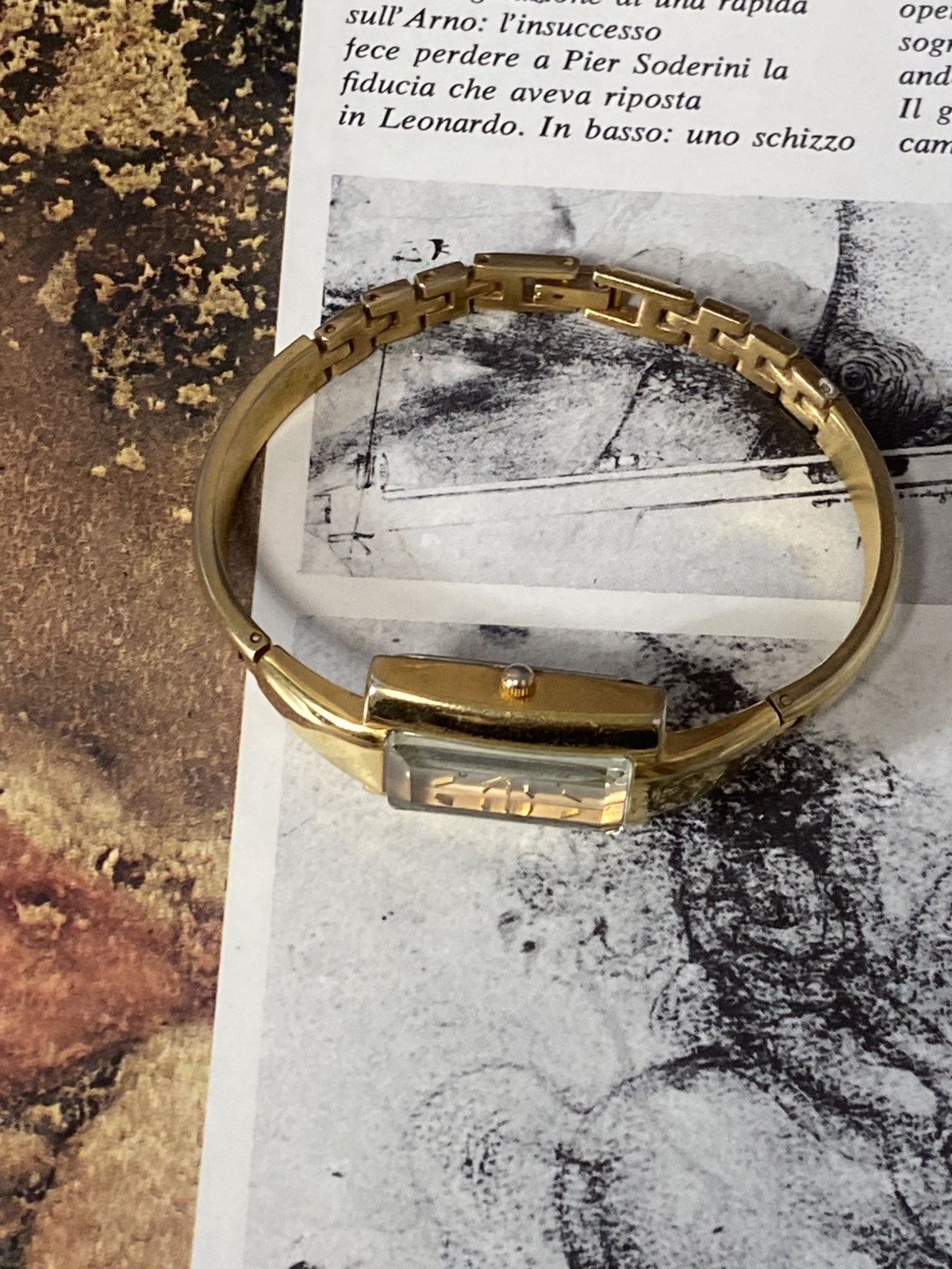 Japanese Brand Omax Quartz Vintage Watch Gold Bangle Retro Futuristic Rare Size ONE SIZE - 2 Thumbnail