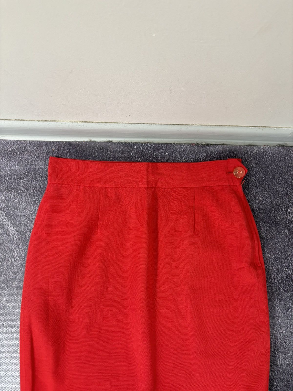 Moschino Moschino Cheap And Chic Red Luxury Straight Pencil Skirt Size 34" / US 12 / IT 48 - 4 Thumbnail