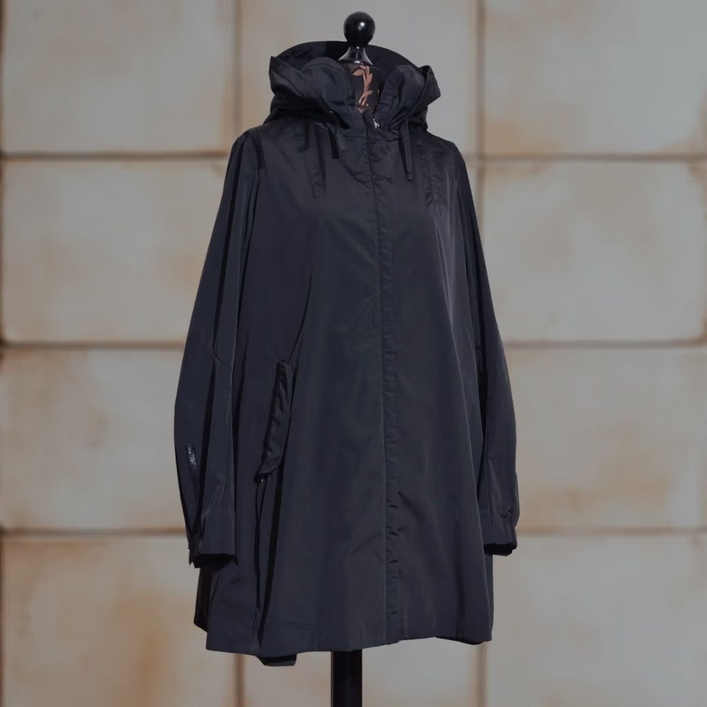 Vintage VINTAGE Marithe Francois Girbaud A-Line Jacket Womens Regular 12 Black Avant-Garde Jacket Size XL / US 12-14 / IT 48-50 - 1 Thumbnail