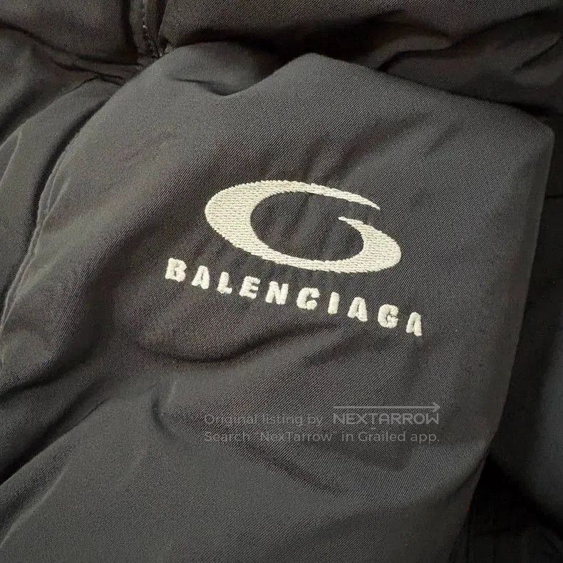 Balenciaga Balenciaga 24FW Runway Pin Reversible Down Jacket. Size US XXS / EU 40 - 3 Thumbnail