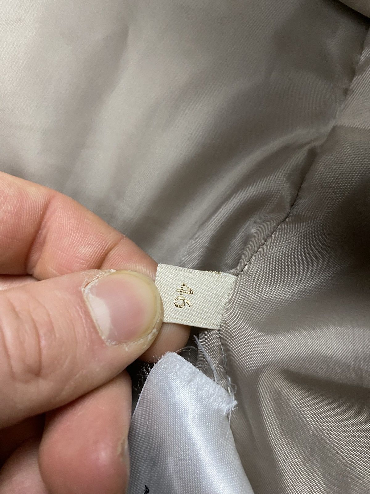 Carlo Colucci Carlo colluci beige jacket assimtrical buttons Size L / US 10 / IT 46 - 14 Thumbnail