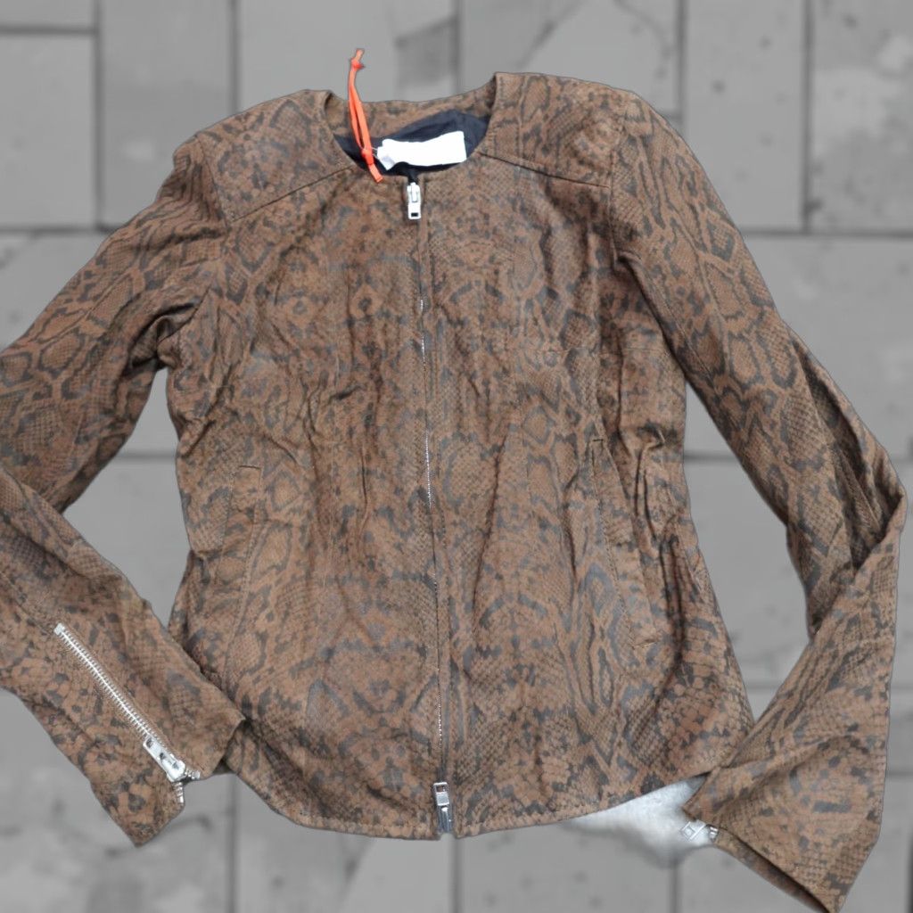Vintage Bully Jacket Womens 8 Brown Snake Print Lambskin Leather New Biker Snakeskin Mens? Wait. Size M / US 6-8 / IT 42-44 - 1 Thumbnail