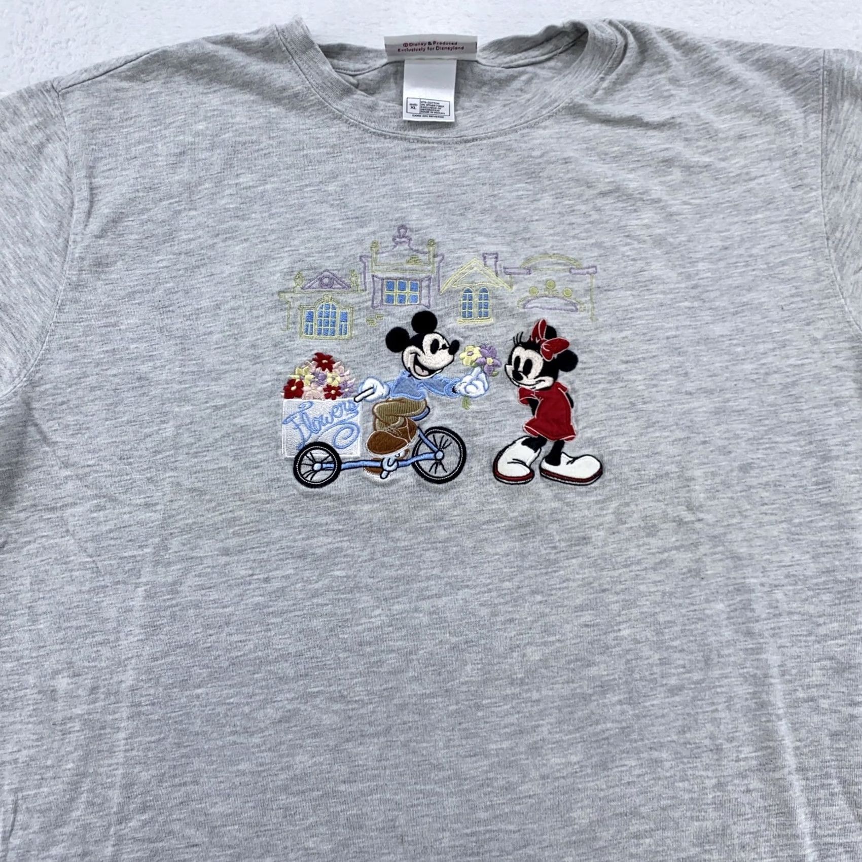 Vintage Disneyland Womens Boxy Large Mickey Minnie Mouse Embroidered Tee Gray Shirt Cartoon Floral Flower Size L / US 10 / IT 46 - 2 Thumbnail