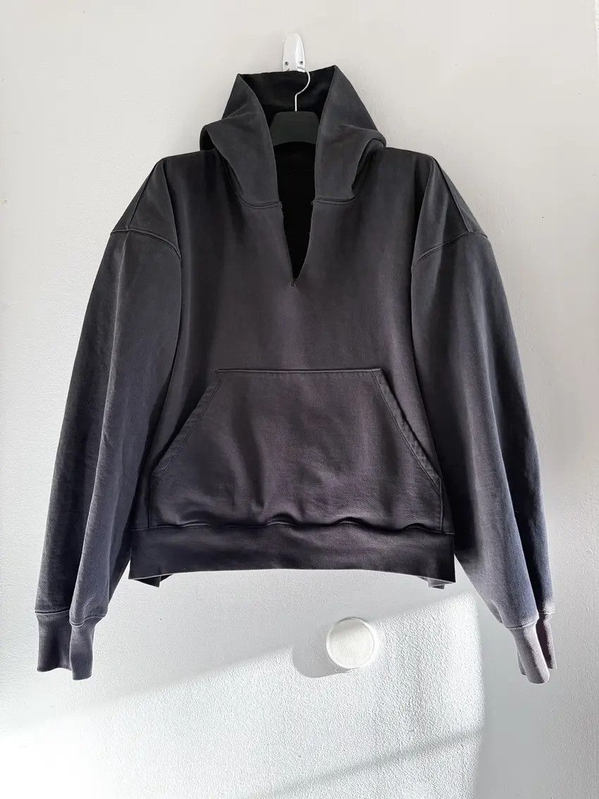 Greg Ross Yeezy Sample Made for Kanye Greg Ross V Neck Padded Hoodie Size US XL / EU 56 / 4 - 4 Thumbnail