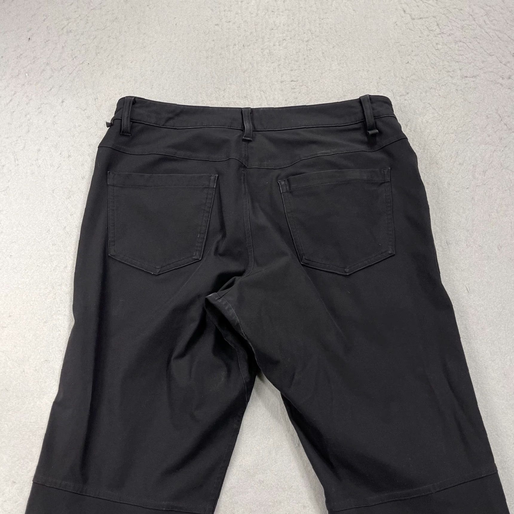 Lululemon Lululemon Pants Mens 30x30 Black Warpstreme Slim Casual Chino Button Preppy Style: Chino Size US 30 / EU 46 - 6 Thumbnail