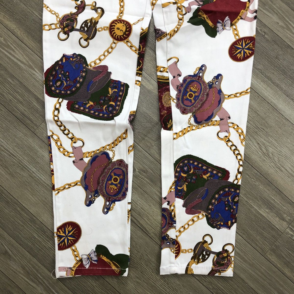 Vintage Crazy Vintage 90s Chain Bondage Fullprint Vescae Style Jeans Size 24" / US 00 / IT 34 - 8 Thumbnail