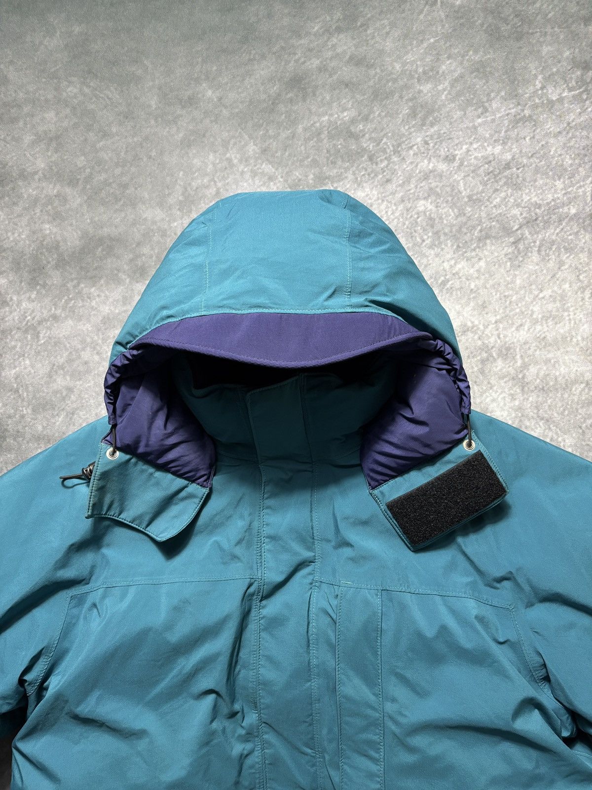 Mountain Equipment Company Vintage MEC Down Jacket Puffer Coat Co-op TNF Goose Hood CAN Size US M / EU 48-50 / 2 - 6 Thumbnail
