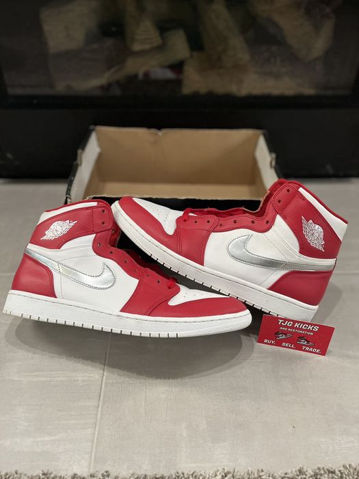 Air jordan 1 hot sale silver medal