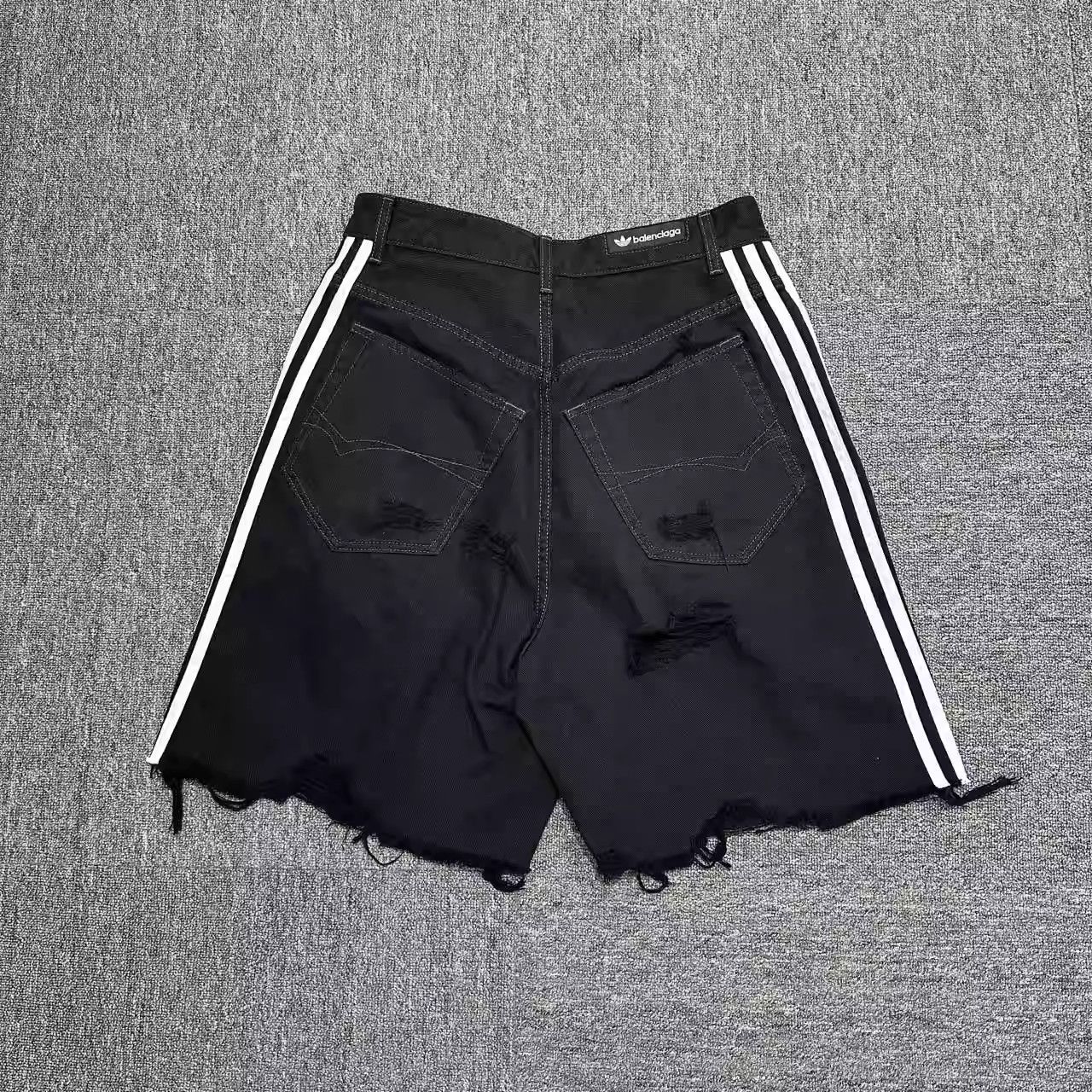 Balenciaga Balenciaga Adidas Co-branded Denim Shorts Size US 28 / EU 44 - 4 Thumbnail