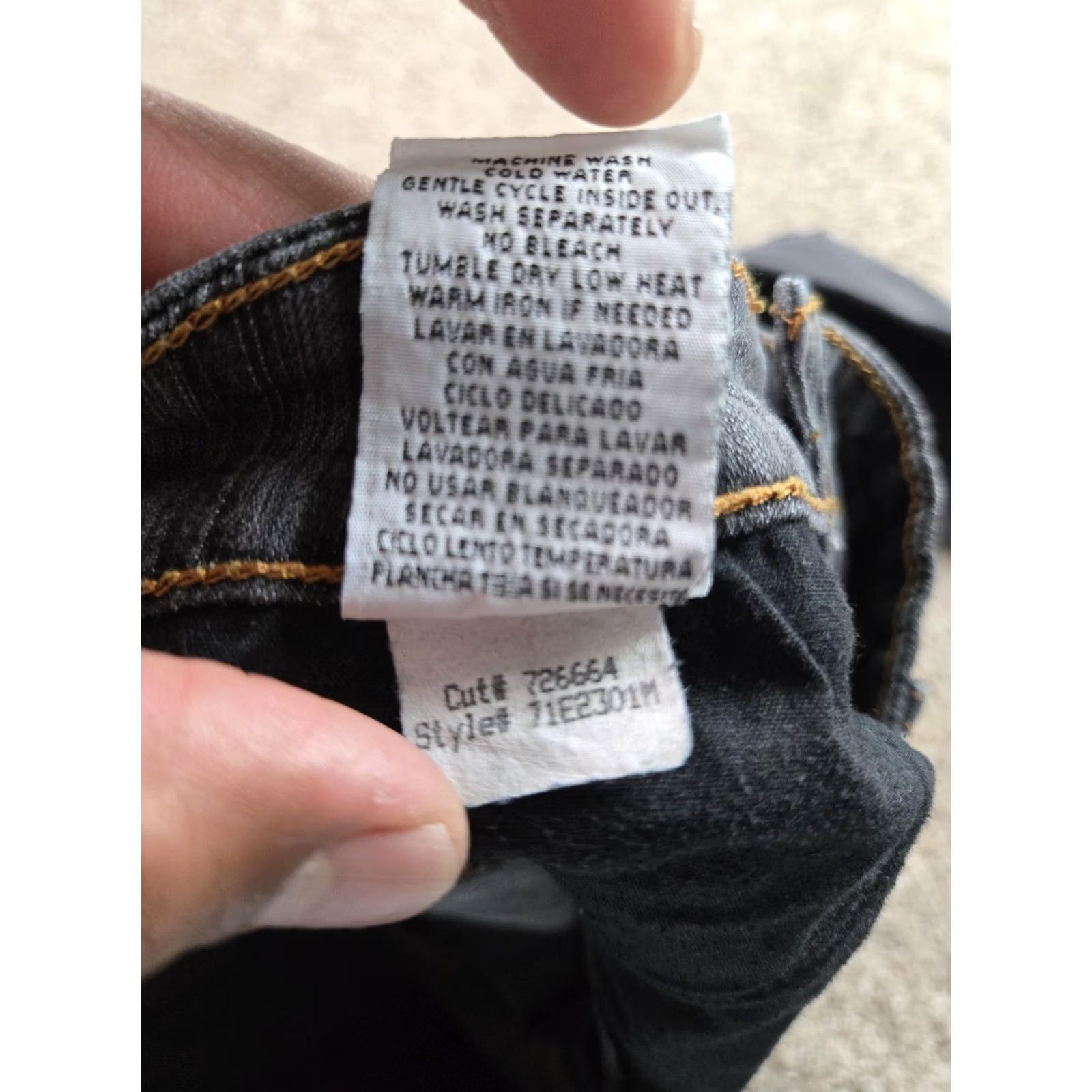 Mossimo VINTAGE Mossimo Jeans Bootcut Womens 9 Black Charcoal Wash Denim 5-Pocket Rise Low Inseam 31"} Size 30" / US 8 / IT 44 - 5 Thumbnail