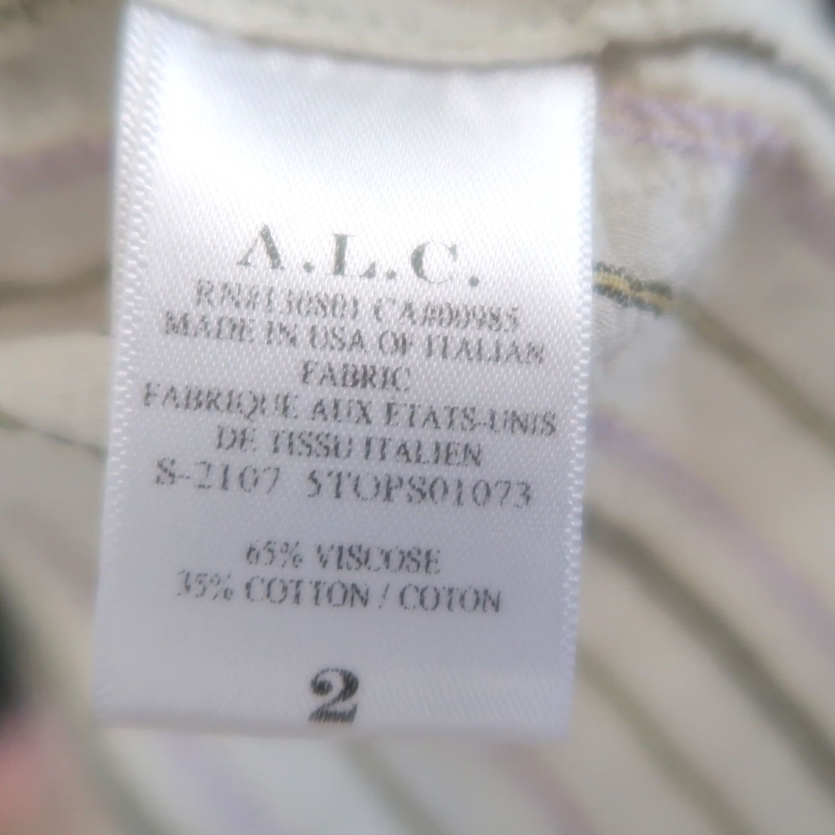 Vintage A.L.C. cream and green pinstripe snap front top Shirt Women Size 2 Long Sleeve Collared Bow Tie Pattern Striped Fall Spring Summer Size XS / US 0-2 / IT 36-38 - 6 Thumbnail