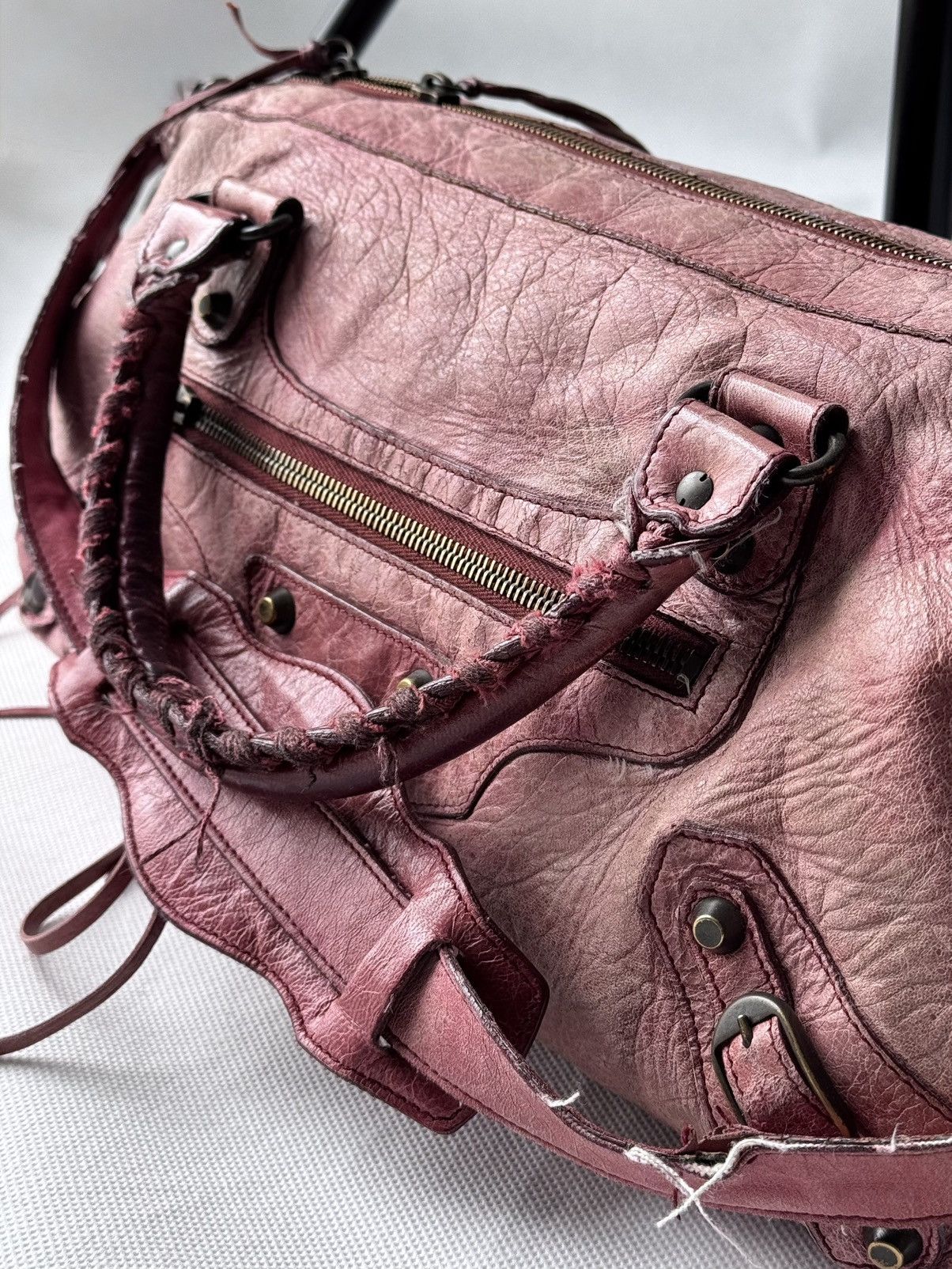 Balenciaga × Designer × Vintage Vintage Balenciaga City Bag Distressed Leather Handbag Size ONE SIZE - 12 Thumbnail