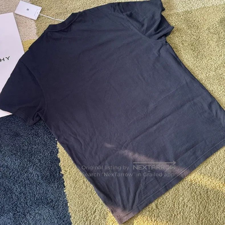 Givenchy Givenchy Letter Short Sleeve Size US XS / EU 42 / 0 - 7 Thumbnail