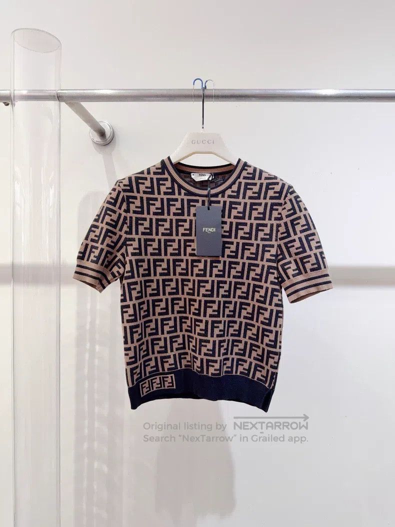 Fendi Fendi Classic logo short-sleeve Size XS / US 0-2 / IT 36-38 - 1 Thumbnail