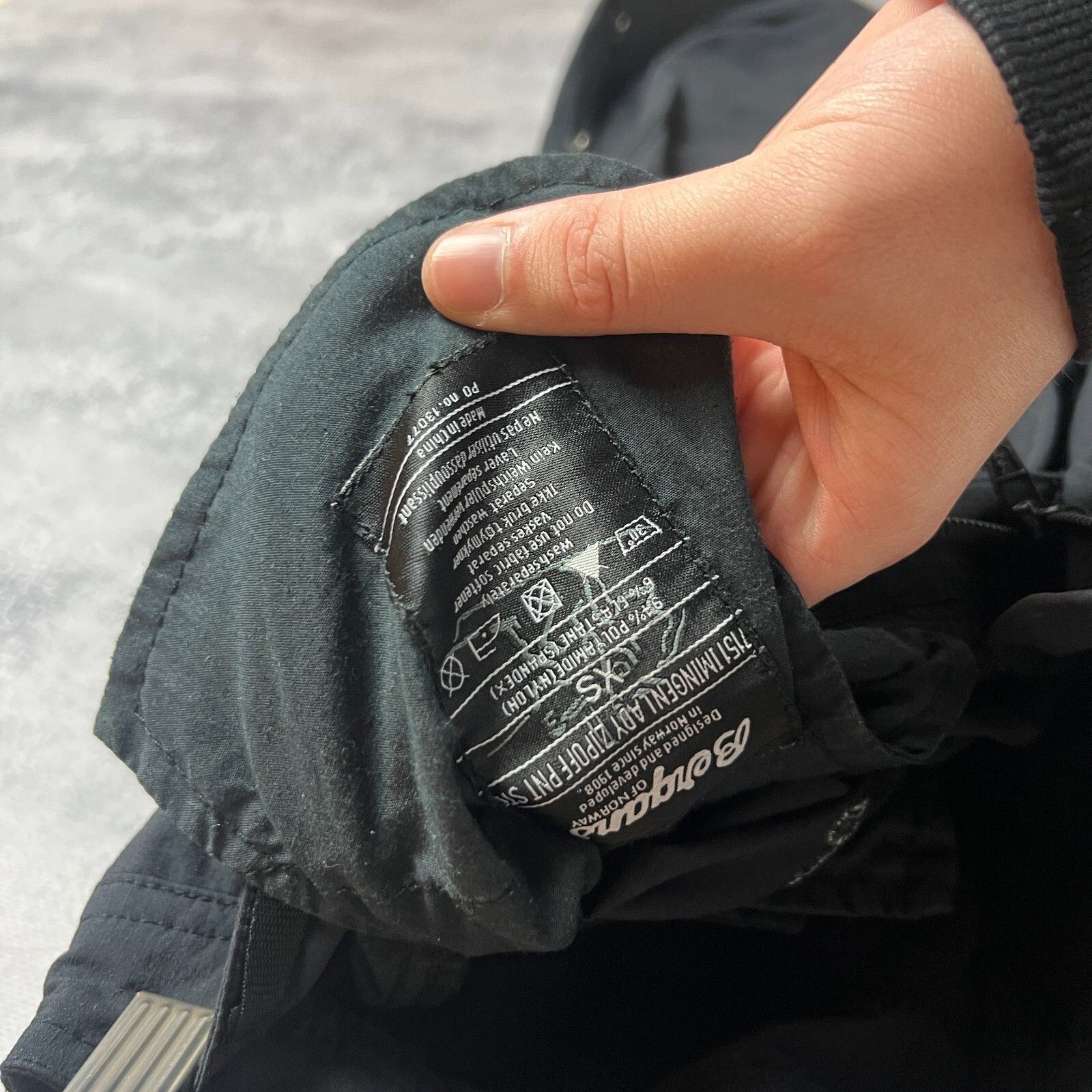 Bergans Bergans 2in1 Pants/Shorts Women's Size XS Black ` Size 28" / US 6 / IT 42 - 4 Thumbnail