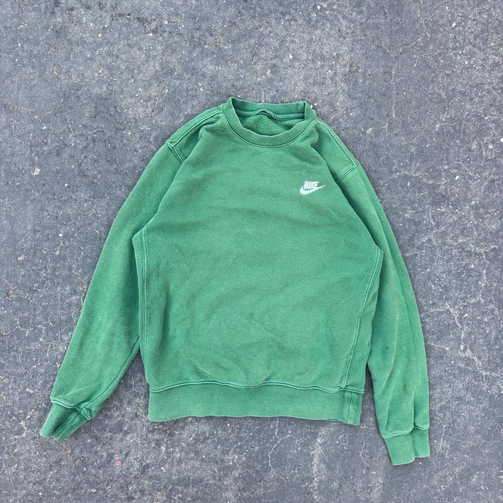 Nike Nike Green Crewneck – Size Small Size US S / EU 44-46 / 1 - 1 Thumbnail