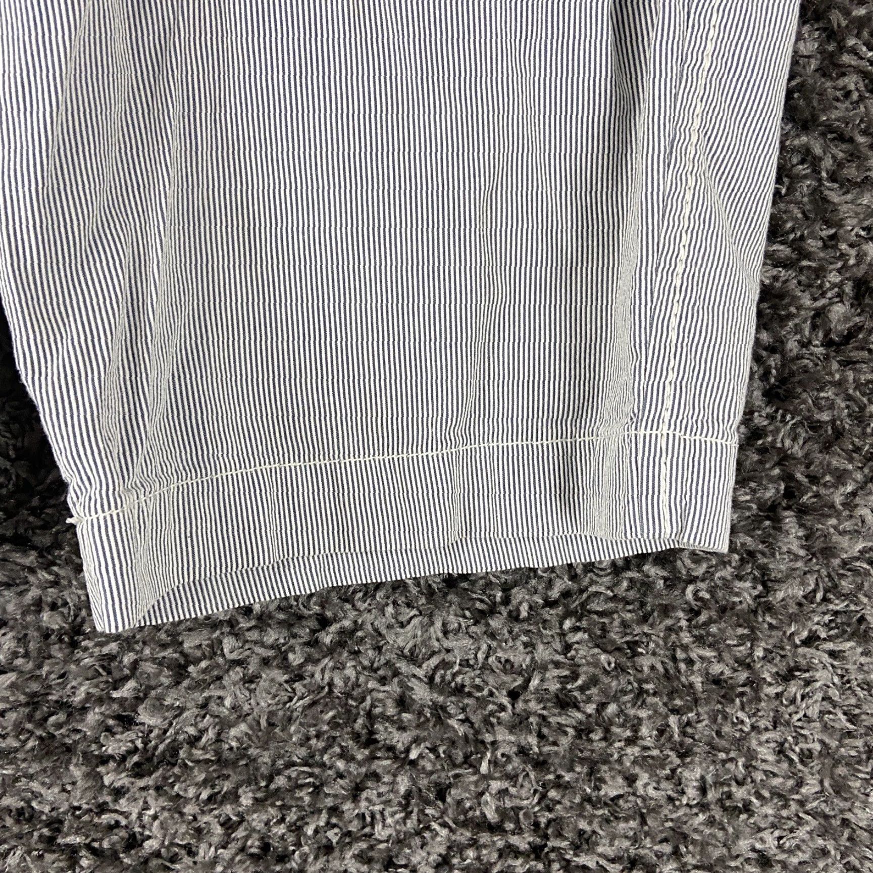 American Eagle Outfitters American Eagle Shorts Men’s 28 Blue Pin Striped Chino Regular 28 Mens Size US 28 / EU 44 - 2 Thumbnail