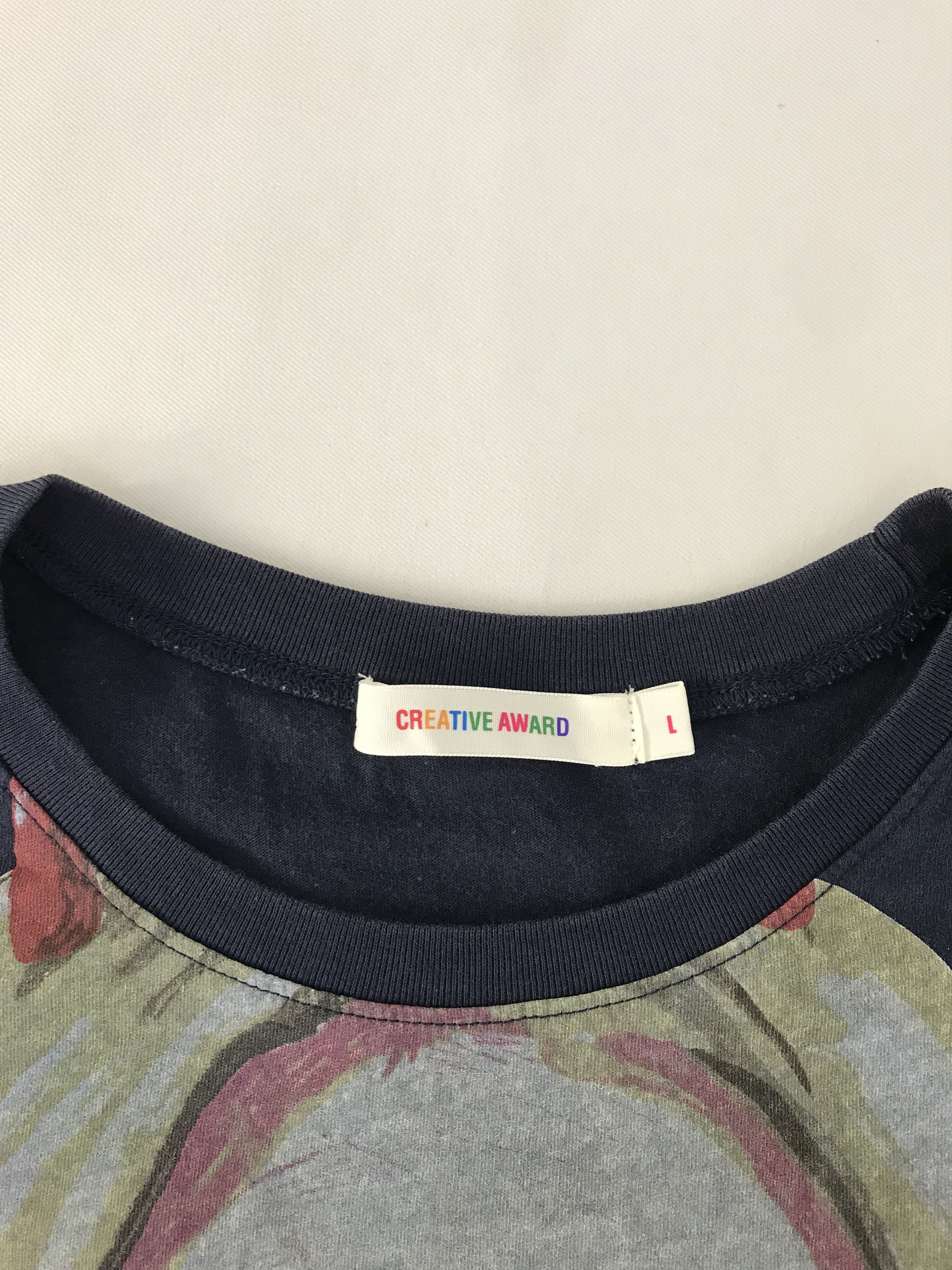 Japanese Brand Creative Award x Uniqlo Horned Sister Girl Graphic Art Tee Size S / US 4 / IT 40 - 4 Thumbnail