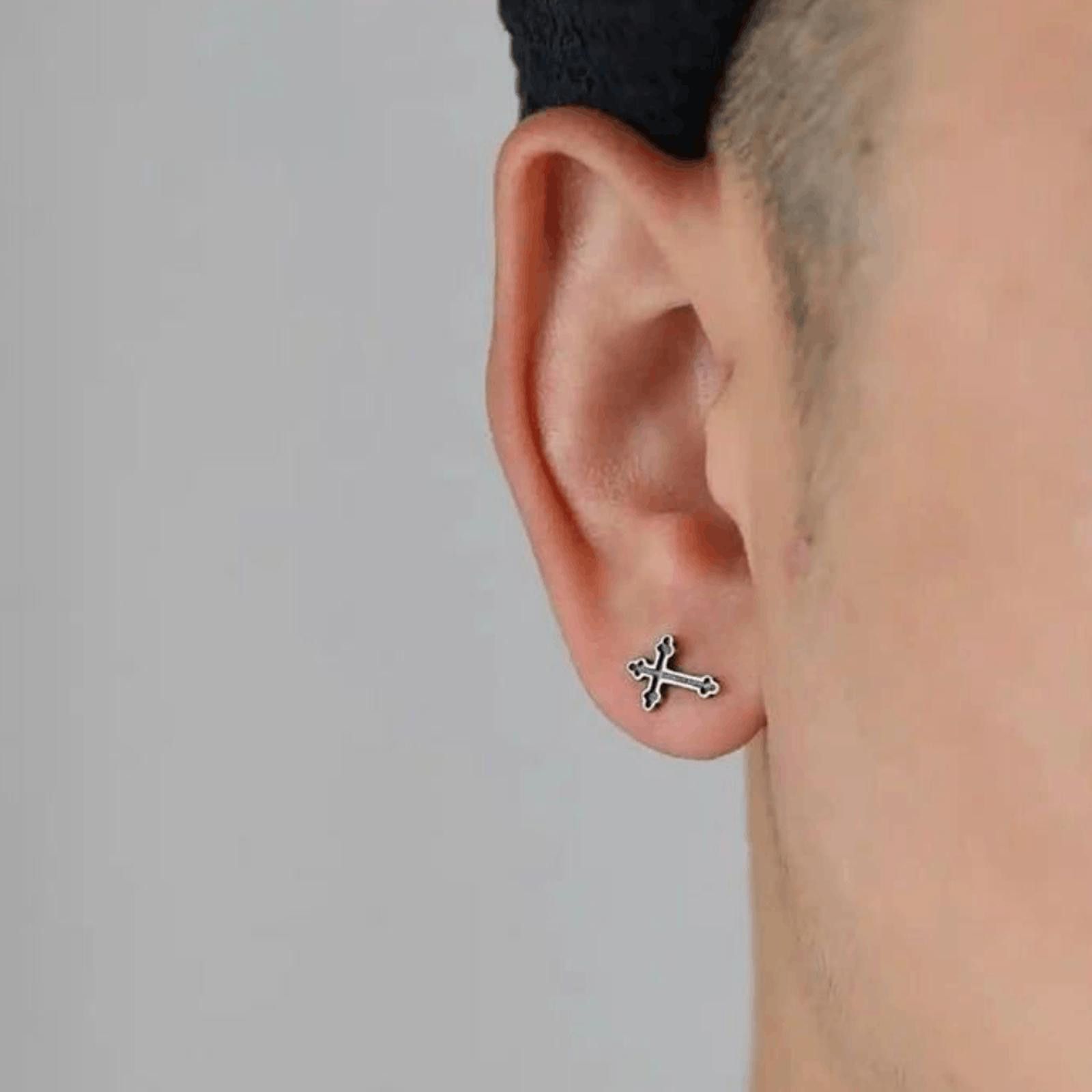Other Black Cross Stud Earrings Size ONE SIZE - 6 Thumbnail