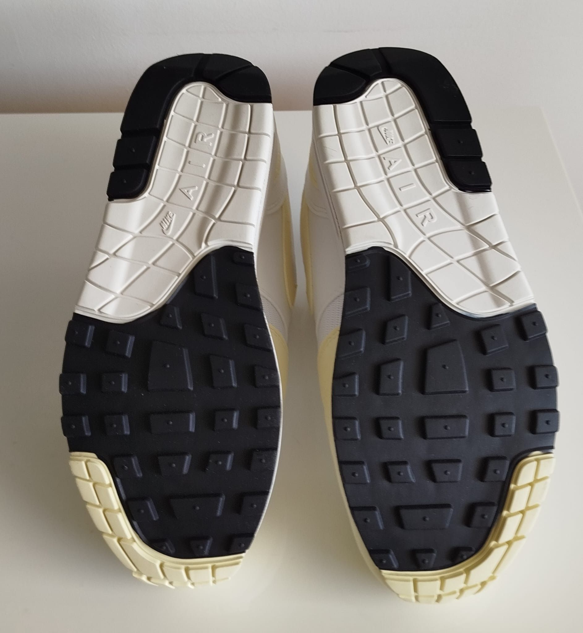 Nike Nike Air Max 1 White Alabaster Size US 7.5 / IT 37.5 - 3 Thumbnail