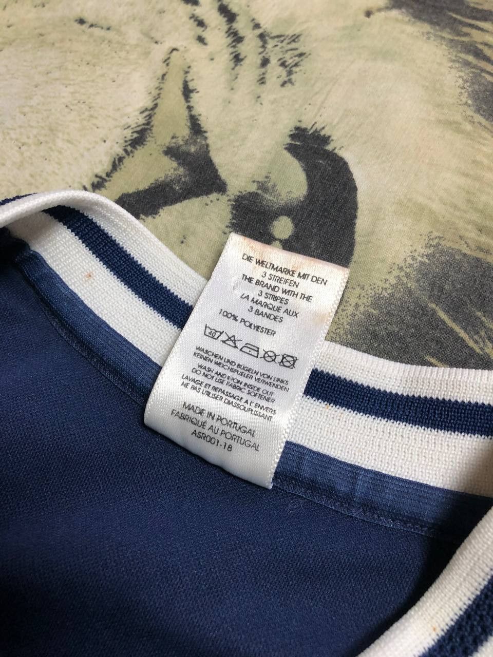 Adidas Rare Vintage Adidas Jersey V Neck Shirt Blue XLarge Size US XL / EU 56 / 4 - 3 Thumbnail