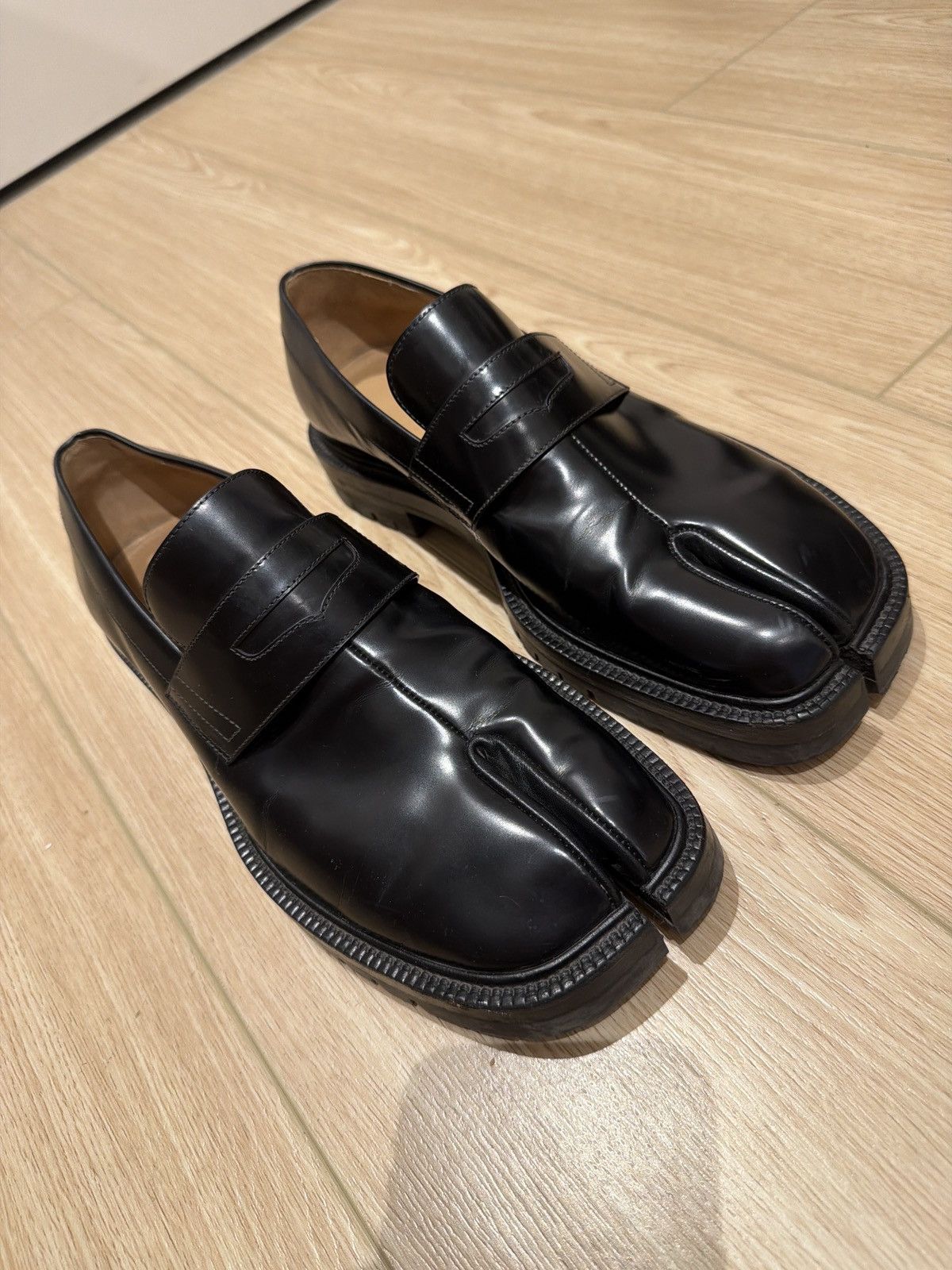 Maison Margiela Maison Margiela Tabi Loafers Size US 12 / EU 45 - 2 Thumbnail