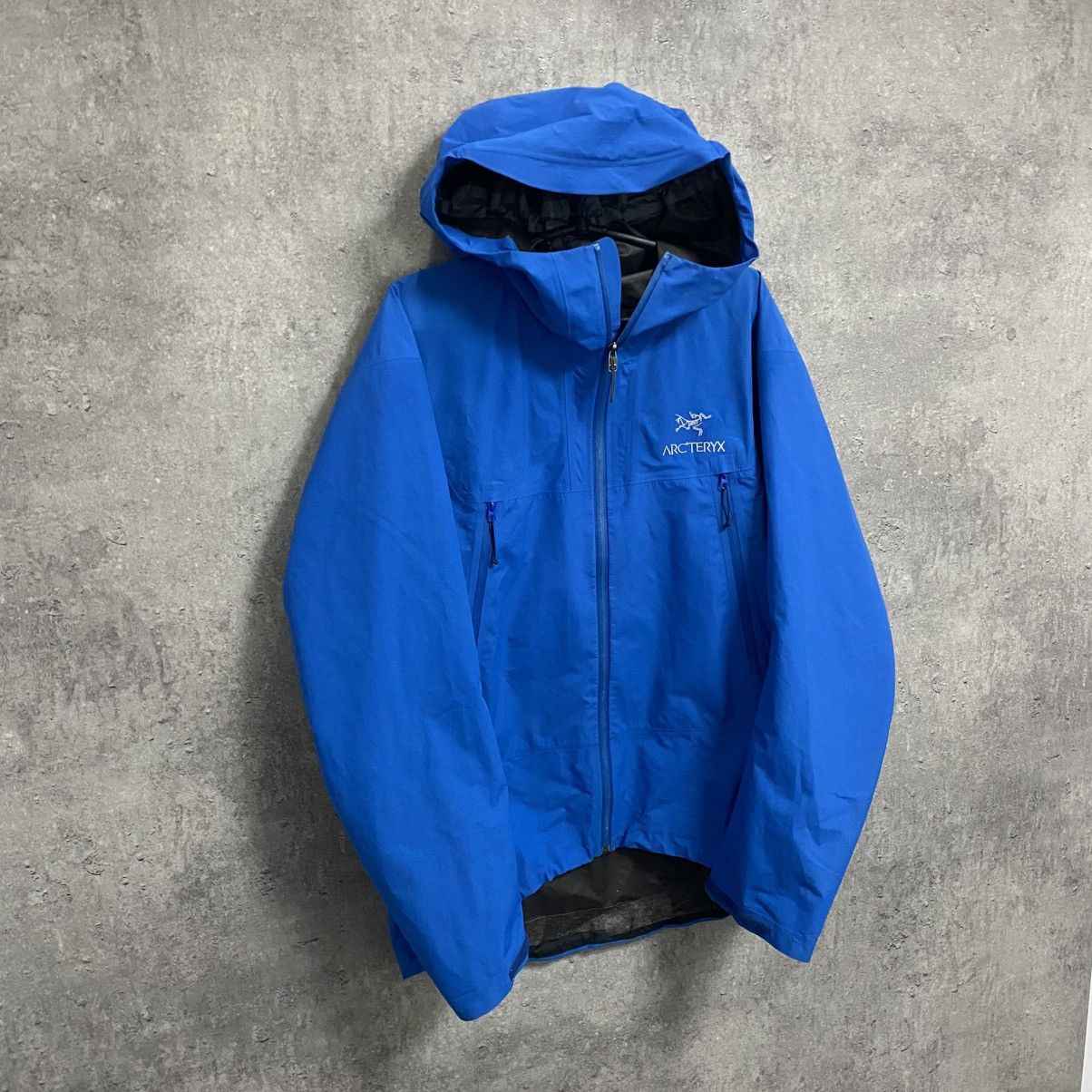 Arc'teryx Men's Arcteryx Beta Gore-Tex Jacket Size US M / EU 48-50 / 2 - 3 Thumbnail