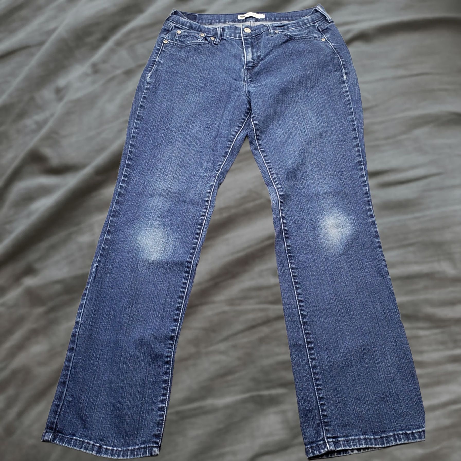 Levi's Levi's 505 Jeans Womens Size 10 Blue Denim Straight Leg 5-Pocket Regular Inseam 30" Vintage: No Size 32" / US 10 / IT 46 - 1 Thumbnail