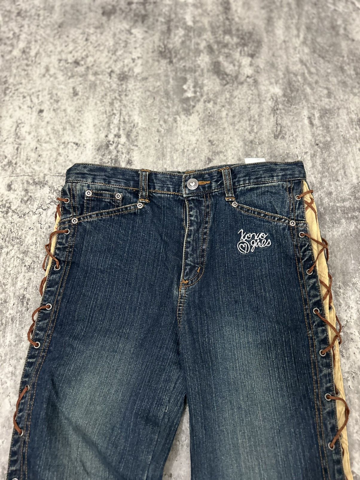 If Six Was Nine × Le Grande Bleu (L.G.B.) × Tornado Mart Xoxo Love Girls Side Straps Flare Cropped Jeans Size 27" / US 4 / IT 40 - 8 Thumbnail