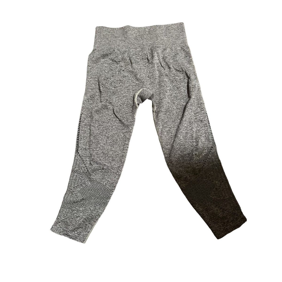 Victoria's Secret Victoria's Secret PINK Cool & Comfy Gray Ombre Leggings Sz L Size 34" / US 12 / IT 48 - 2 Thumbnail