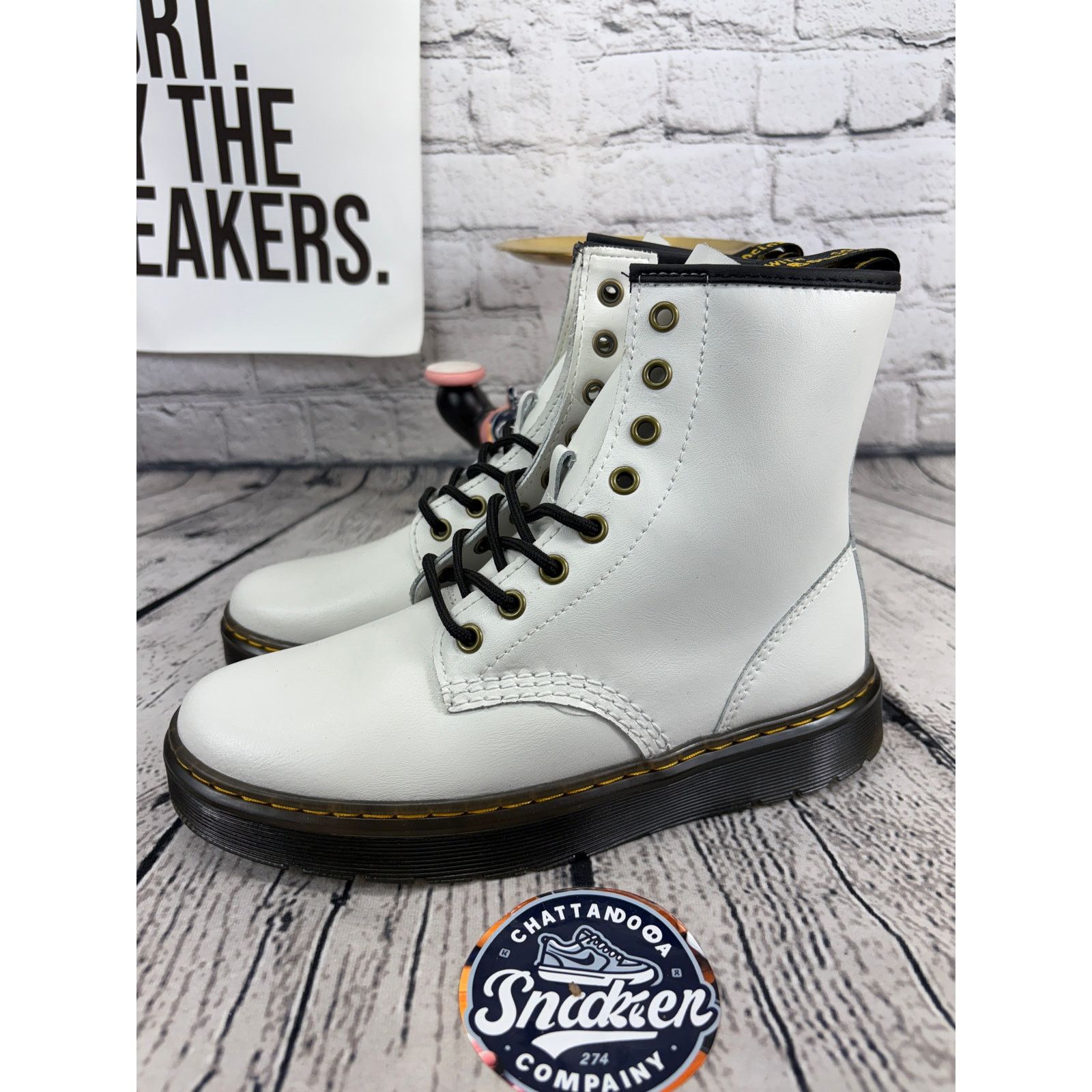 Dr. Martens Dr Martens Zavala Combat Boots Womens 8 White Black Leather Size US 8 / IT 38 - 5 Thumbnail