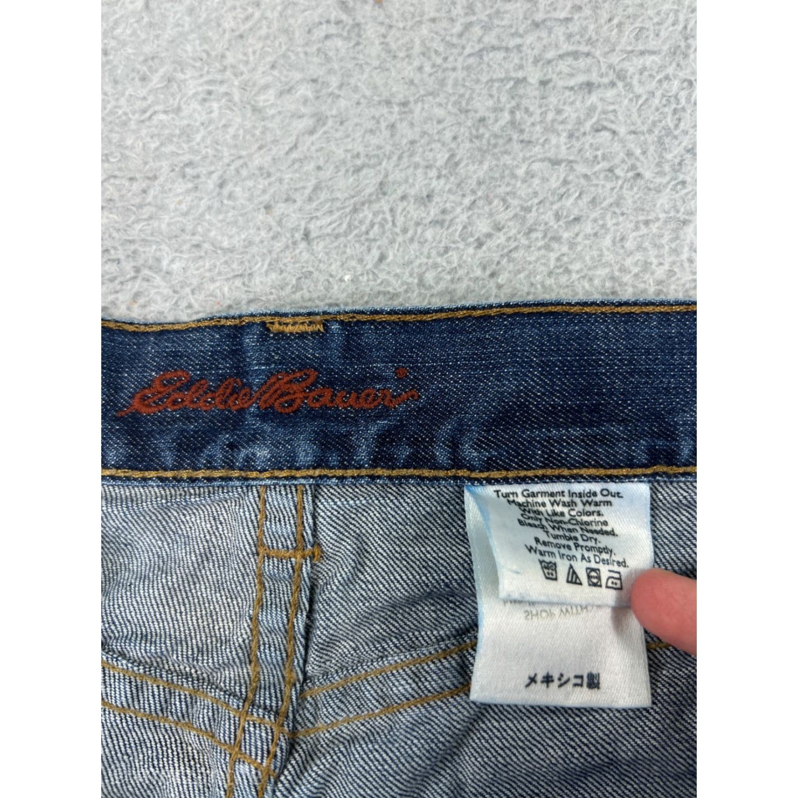 Eddie Bauer Eddie Bauer Jeans Women 28 Blue Denim Capri Cotton Blend Stretch Split Hem Casual Capri Jeans Women 28 Blue Eddie Bauer Size 28" / US 6 / IT 42 - 3 Thumbnail