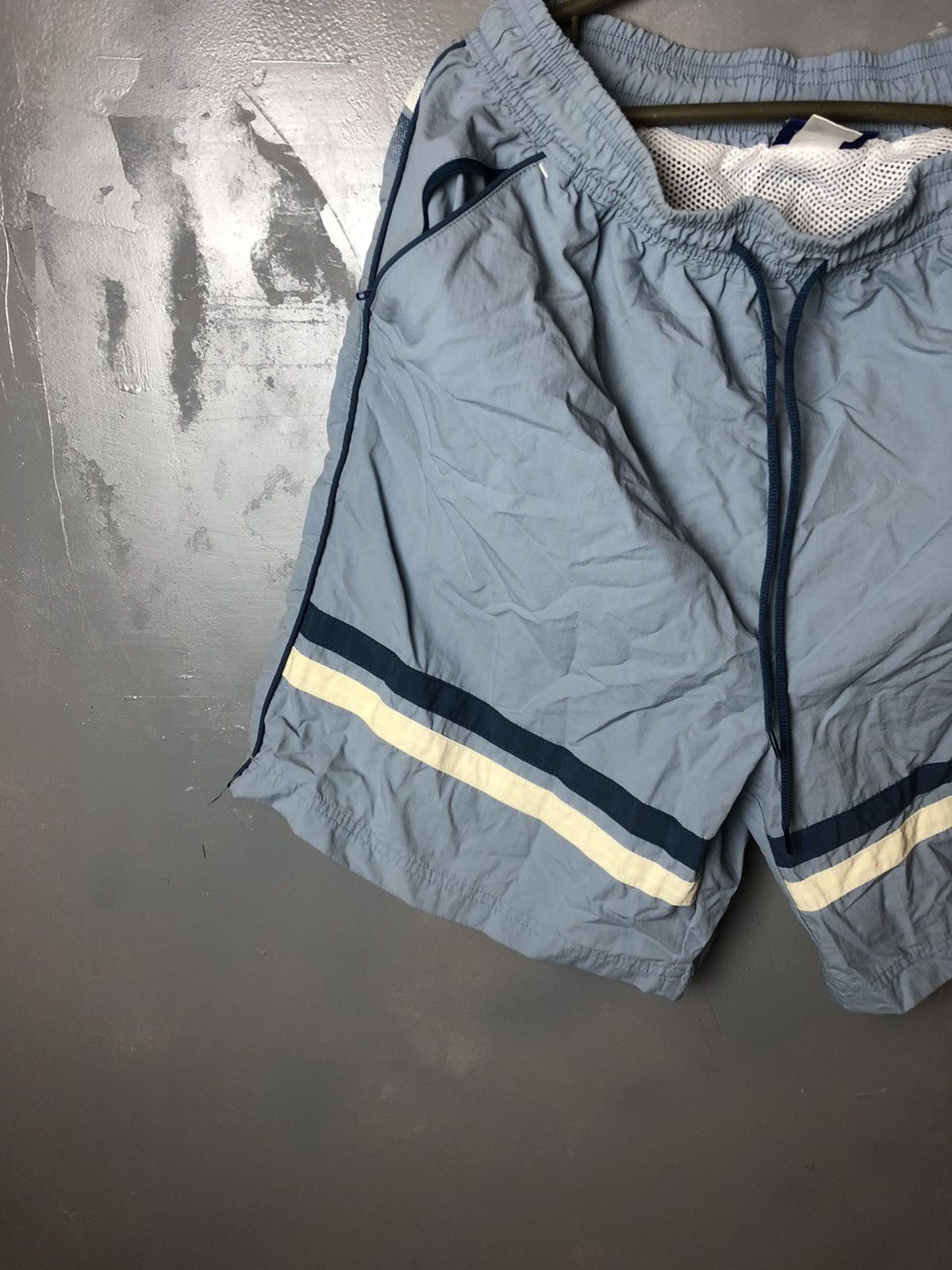 Reebok Vintage men’s short Reebok Size US 42 / EU 58 - 2 Thumbnail
